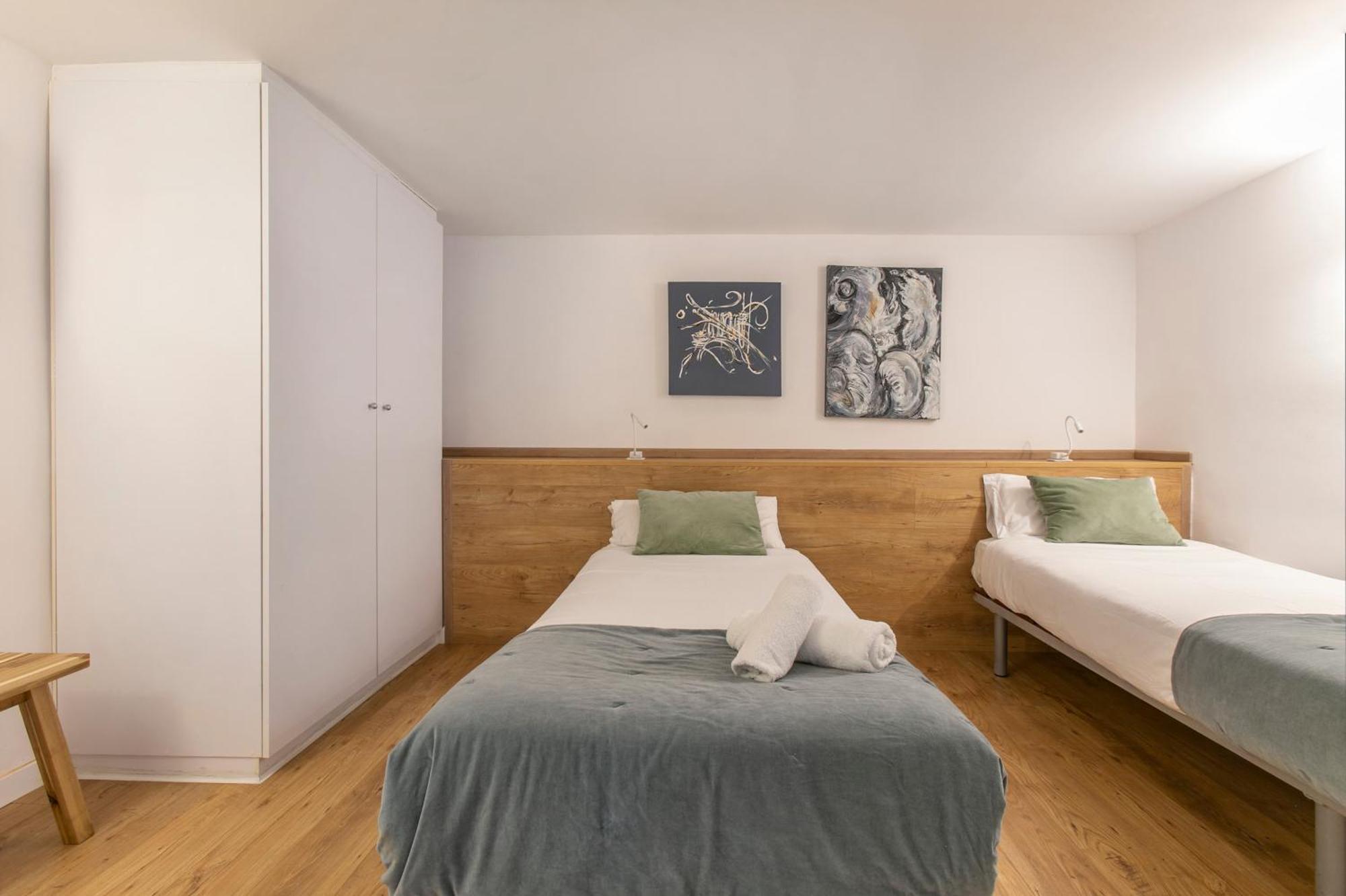 Chic And Modern In Gracia Apartment Barcelona