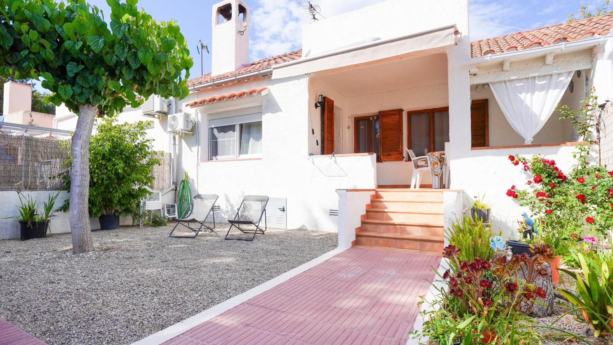 Casa Uly Holiday home Riumar