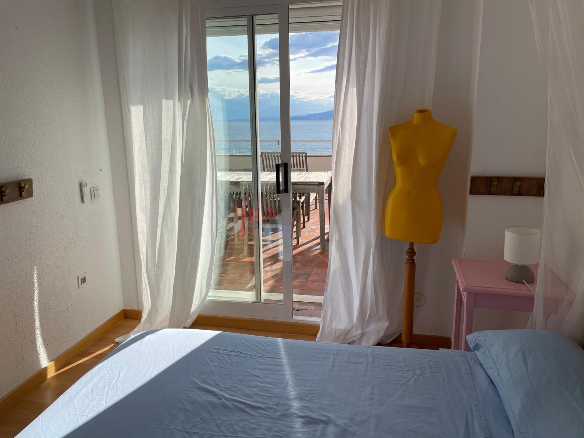 Rits Beachfront Apartamento *