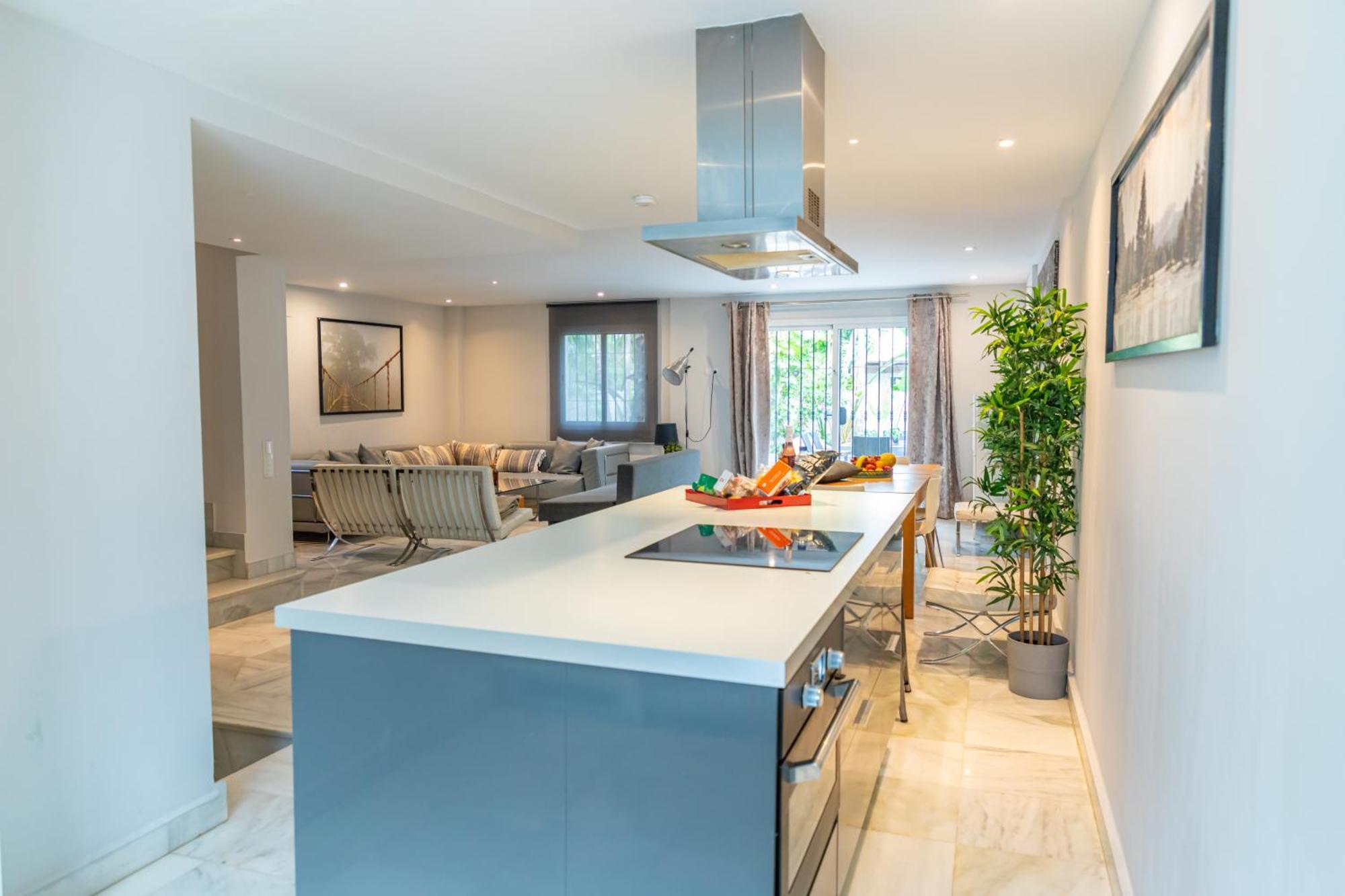 Covd 19 Free- Total Purified -design House Marbella- 3 Mn De Puerto Banus - Golden Mile - Tropical Garden&pool Сasa de vacaciones *