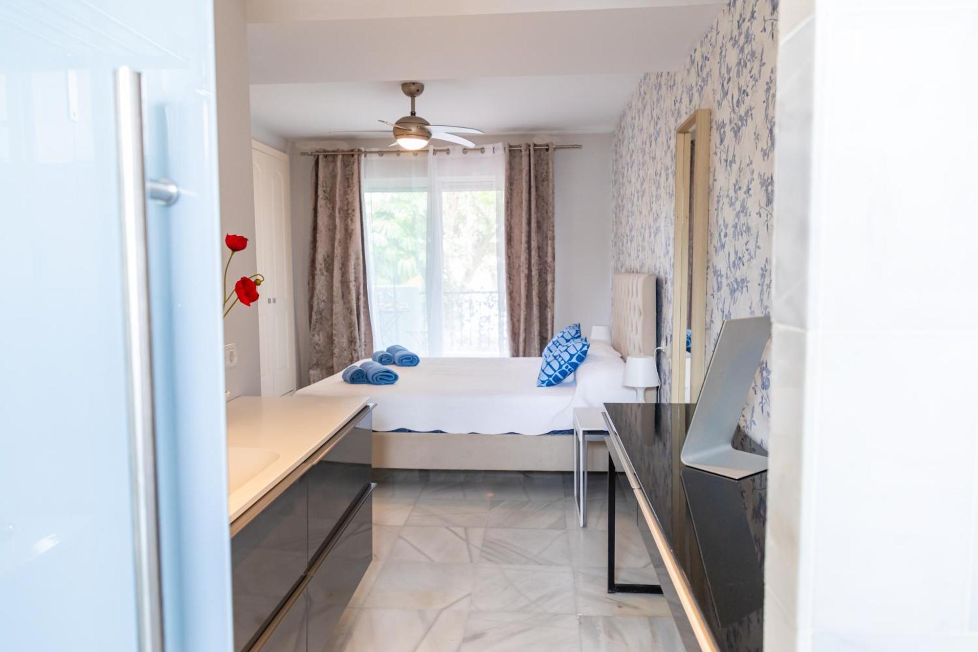 Сasa de vacaciones Covd 19 Free- Total Purified -design House Marbella- 3 Mn De Puerto Banus - Golden Mile - Tropical Garden&pool