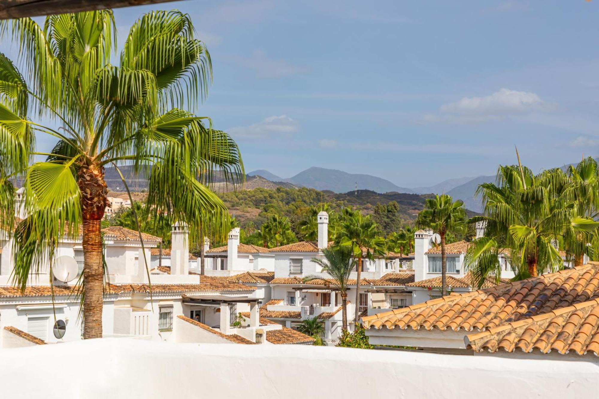 Ab - Design Penthouse Duplex - 3 Mn To Puerto Banus And - Golden Mile - Pool And Tropical Marbella
