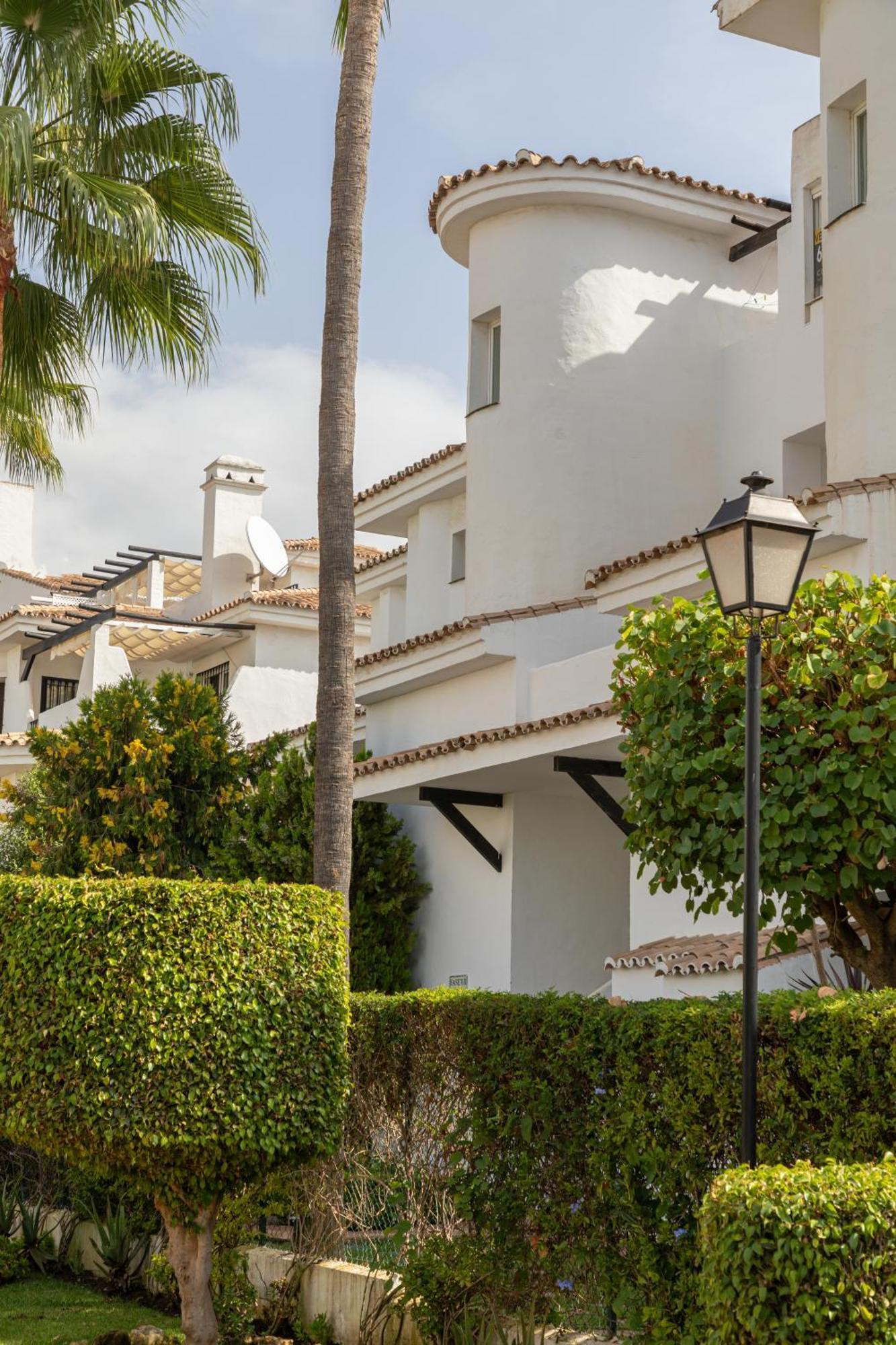 Ab - Design Penthouse Duplex - 3 Mn To Puerto Banus And - Golden Mile - Pool And Tropical Apartamento
