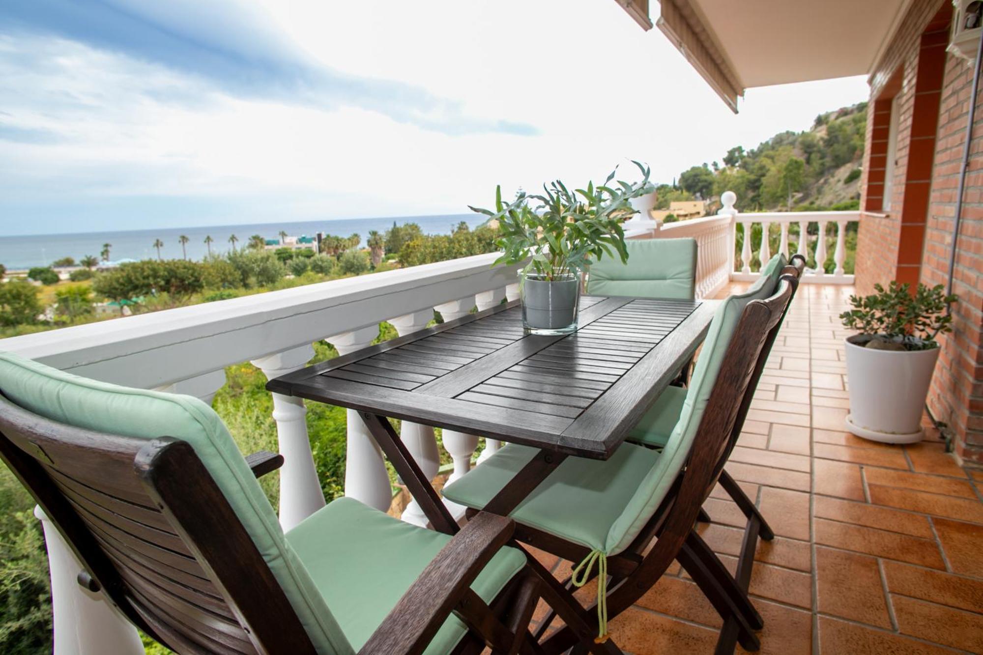Casa Crisana Сasa de vacaciones La Herradura (Granada)