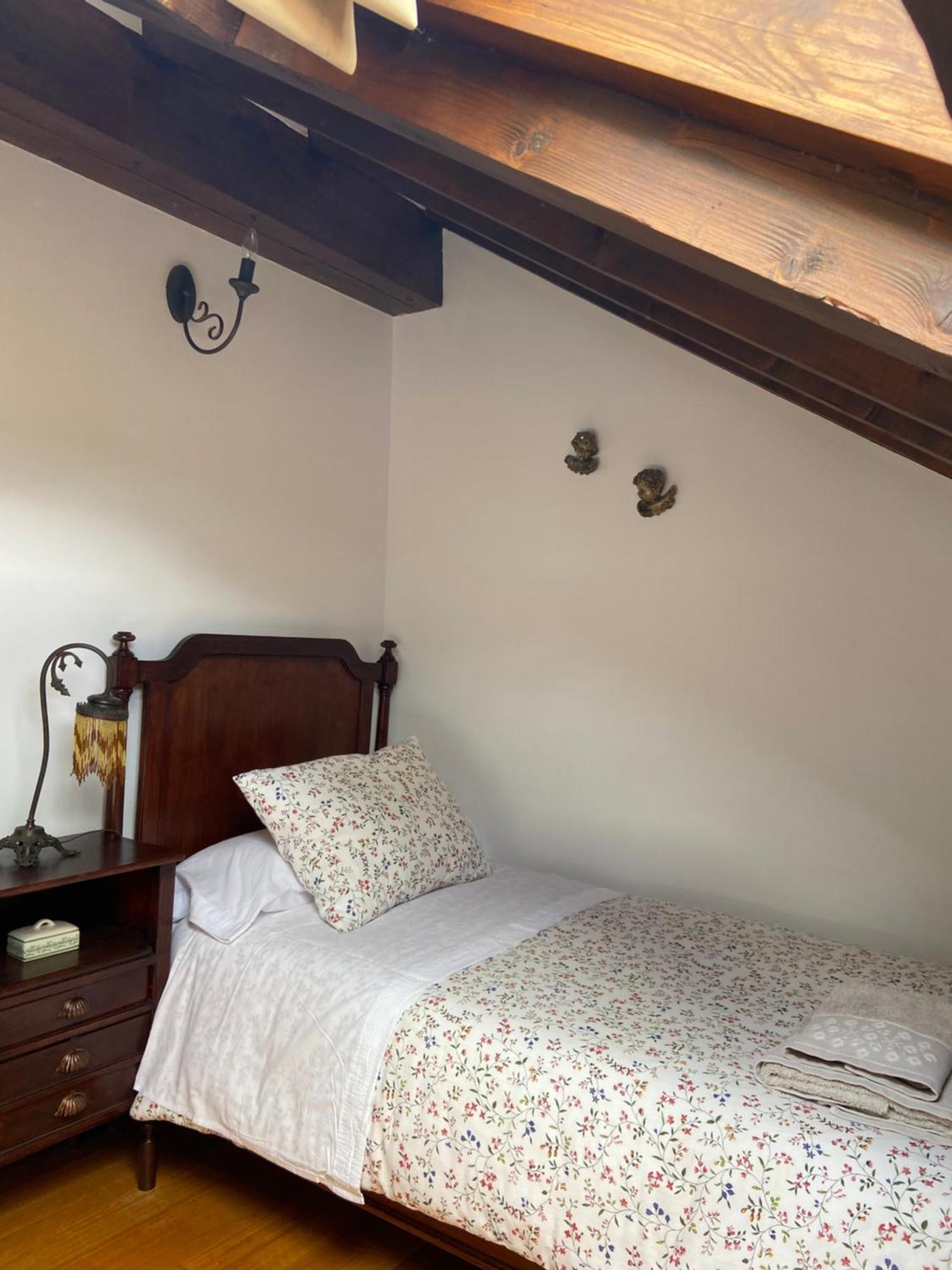 Precioso Junto A Potes Con Piscina-4 Hab,3 Banos Chalet Ojedo