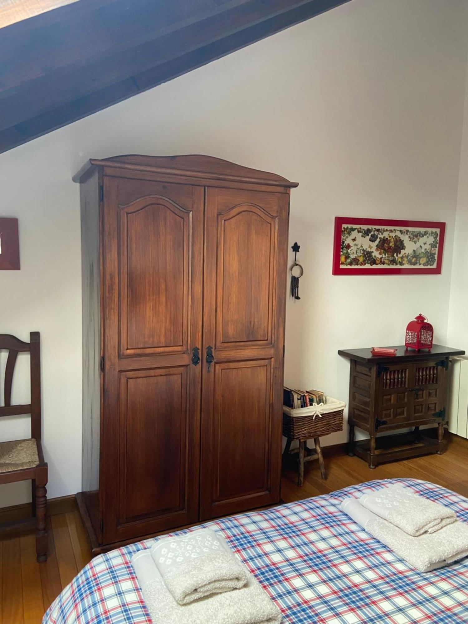 Chalet Precioso Junto A Potes-4 Hab,3 Baños, Piscina Ojedo
