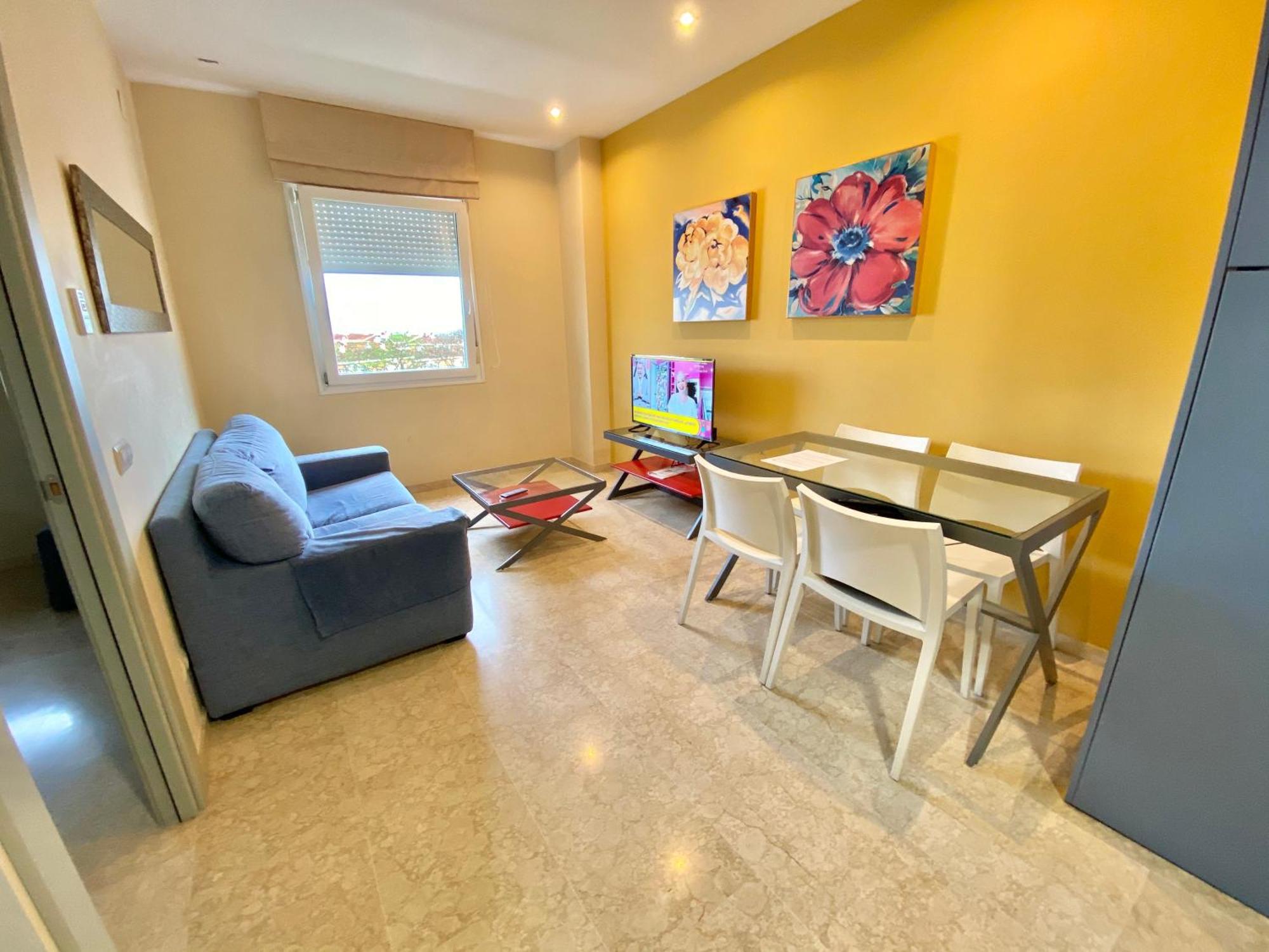 Aparthome Apartment *