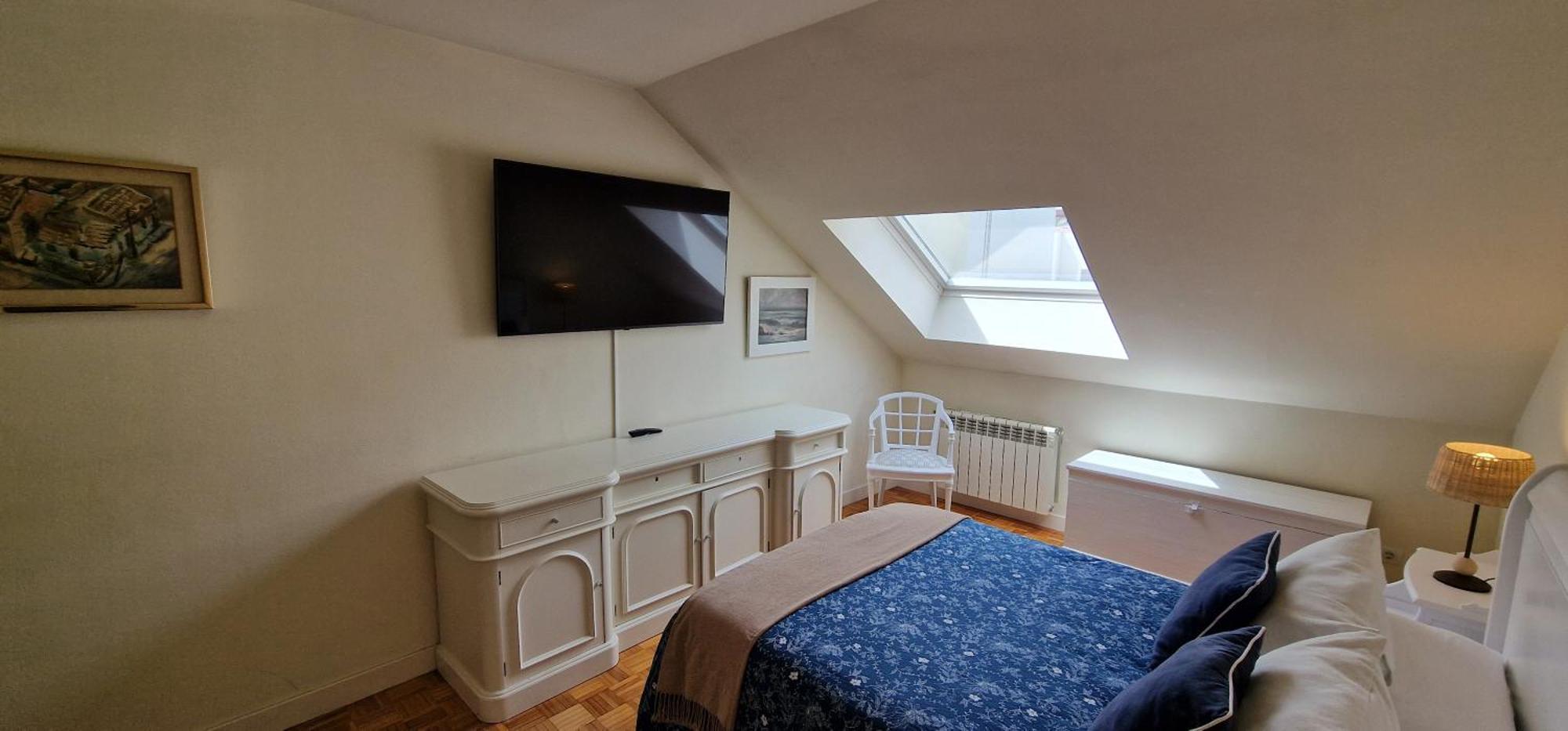 Apartamento La Buhardilla De La Escalerona - 2 Hab - Vut-4354-as *