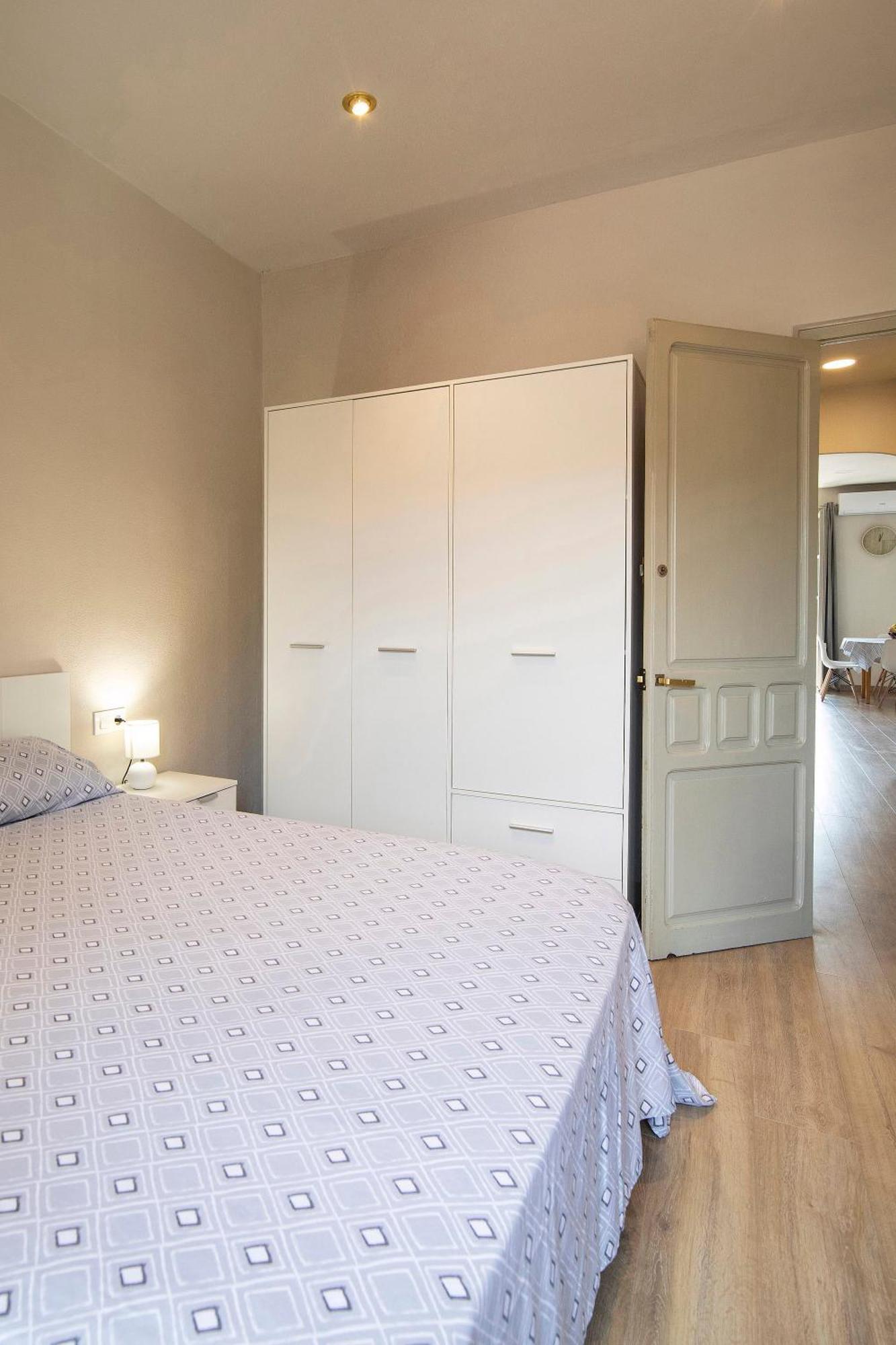 Sant Ferriol Apartment
