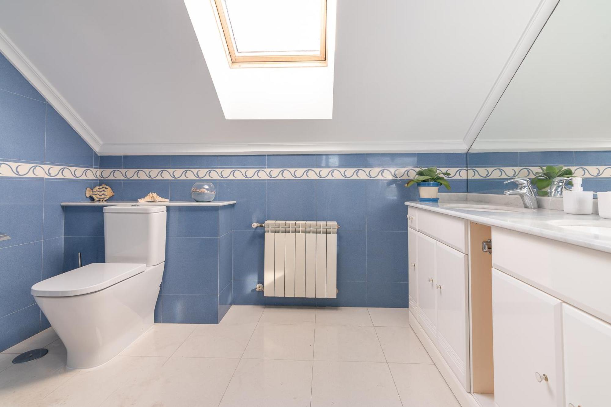 Holiday home Entre Santander Y Cabarceno Con Piscina