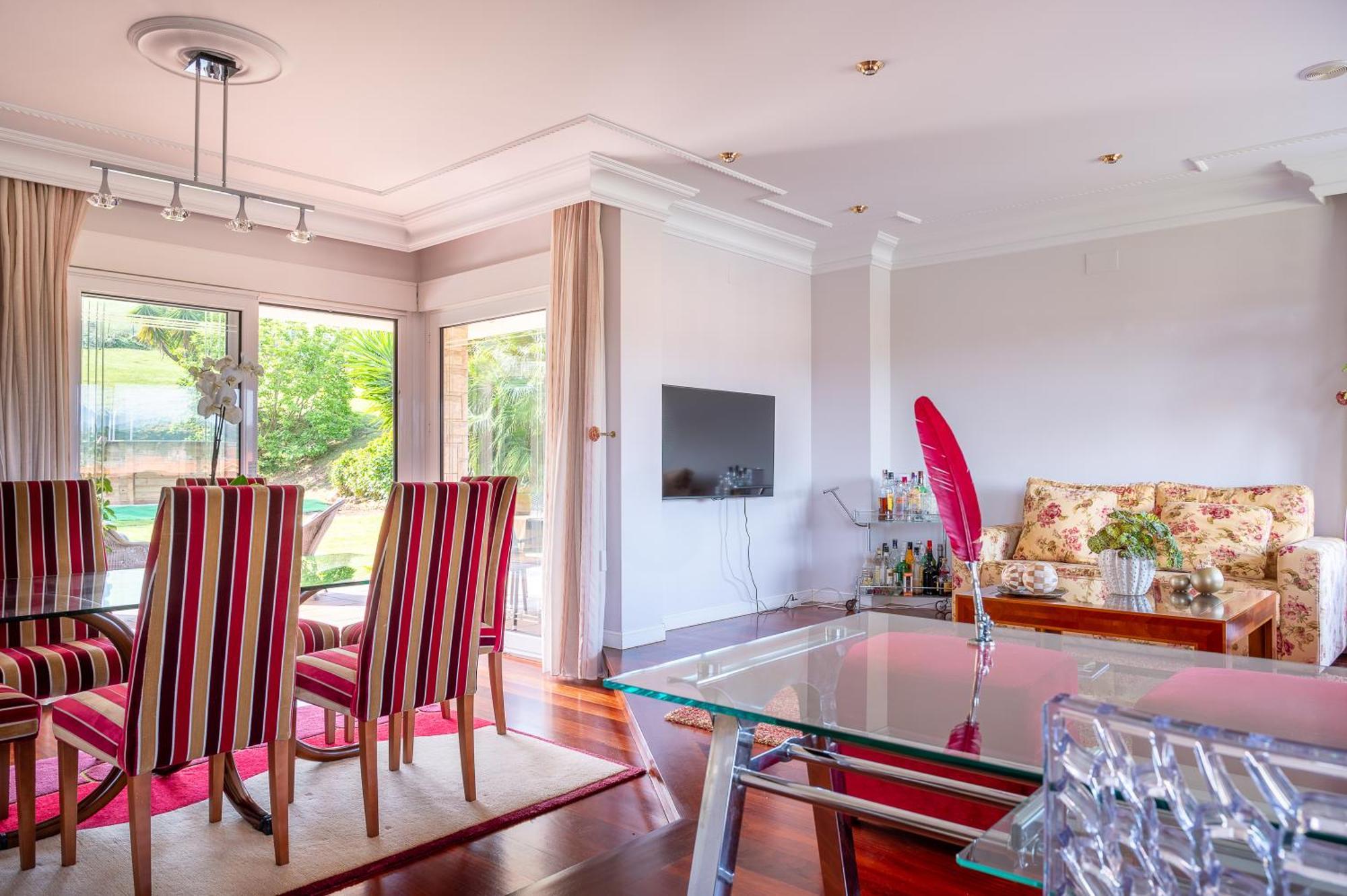 Holiday home Entre Santander Y Cabarceno Con Piscina Revilla De Camargo