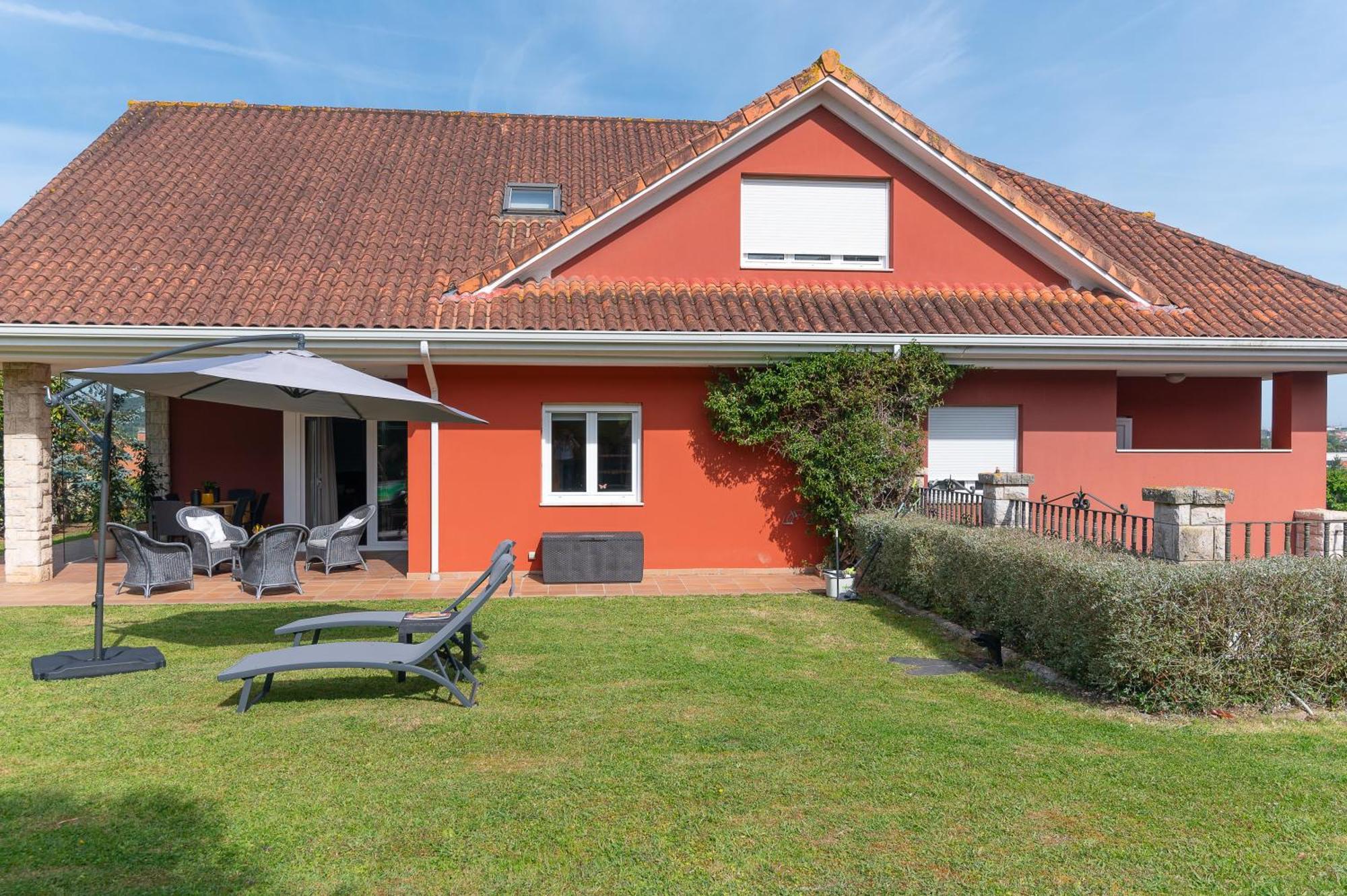 Holiday home Entre Santander Y Cabarceno Con Piscina *