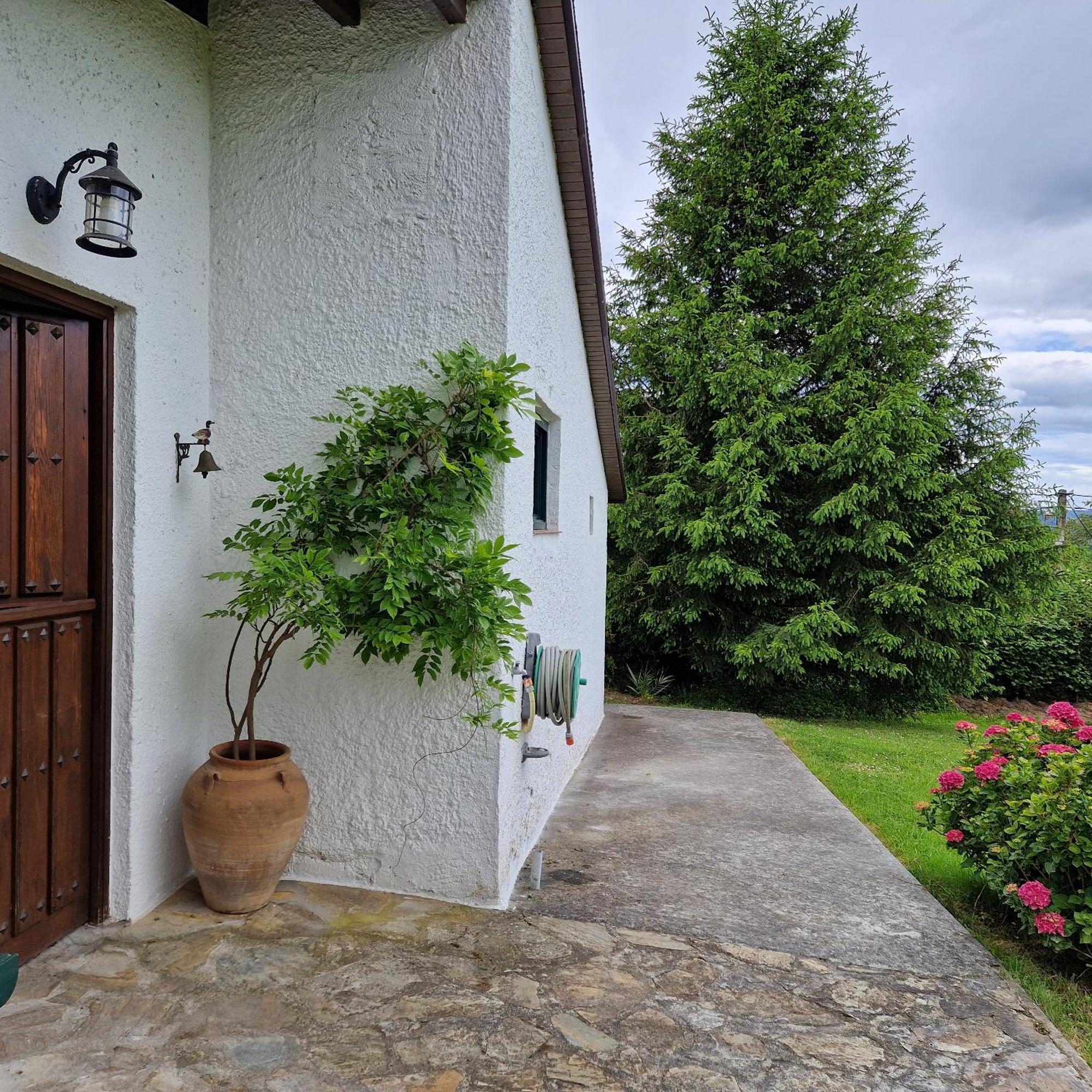 Casa Benjamin Сasa de vacaciones Oviedo
