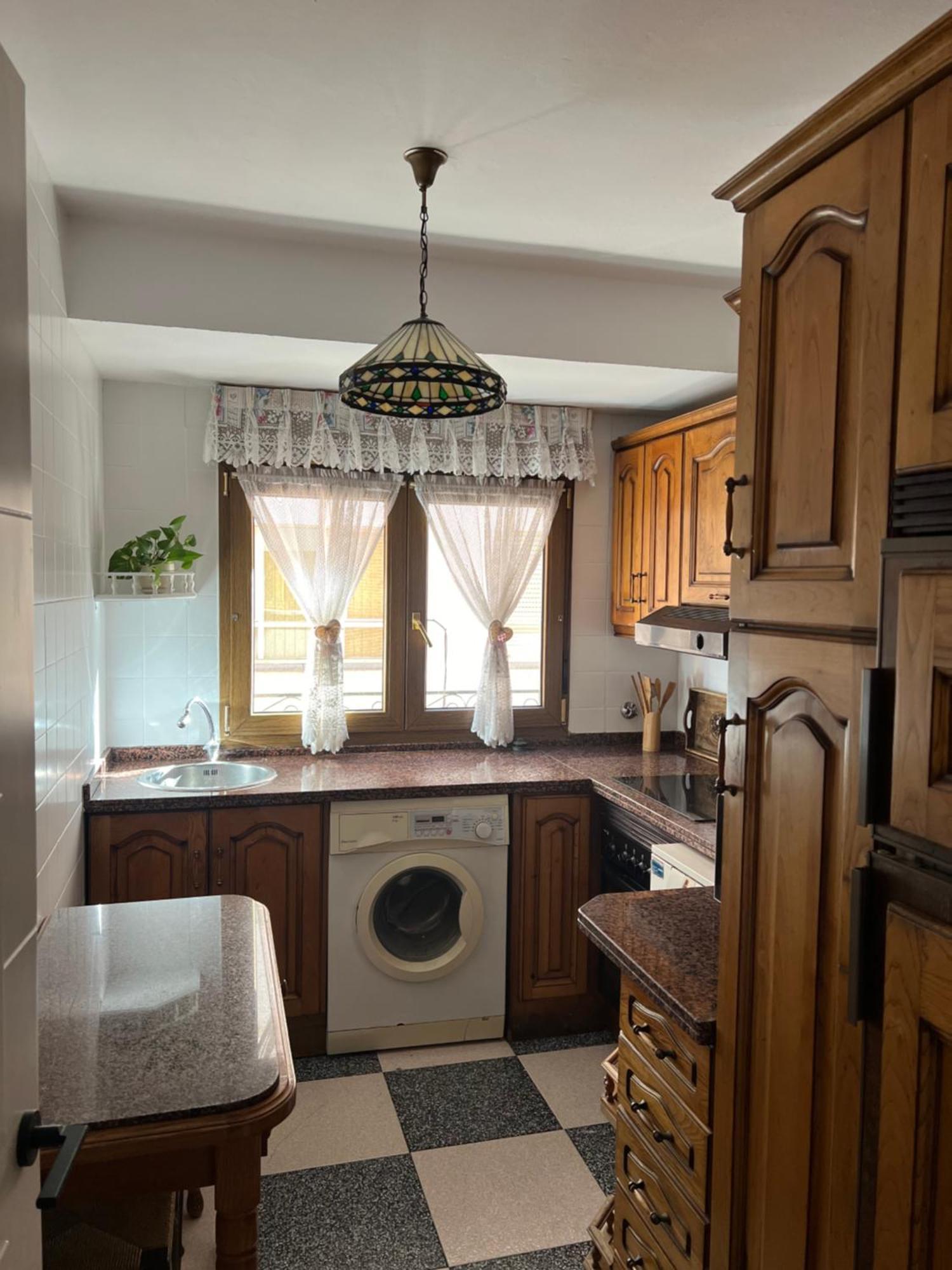 Rey Favila Apartamento Onís