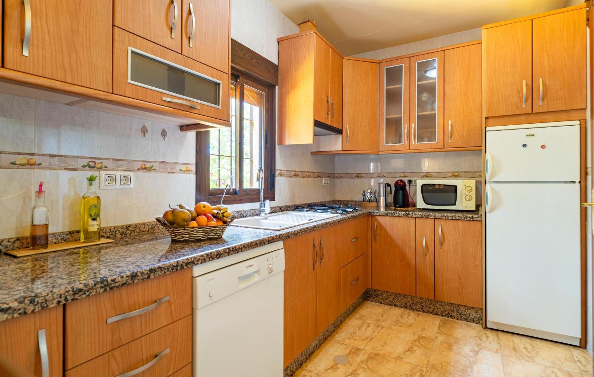 4 Bedroom Cozy In *