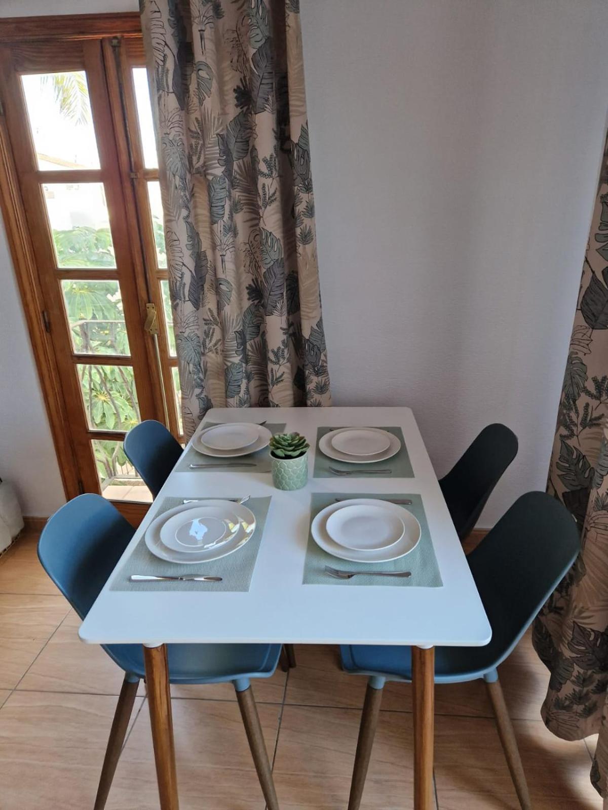 Sunny Oasis Amarilla Golf Apartment *