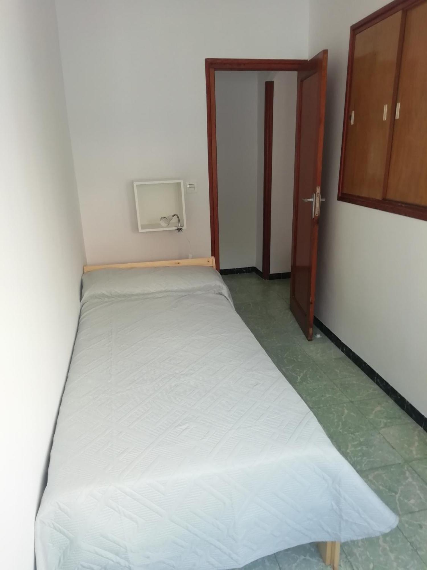 Casa De Tres Con Parking Bajo La Casa * Villajoyosa