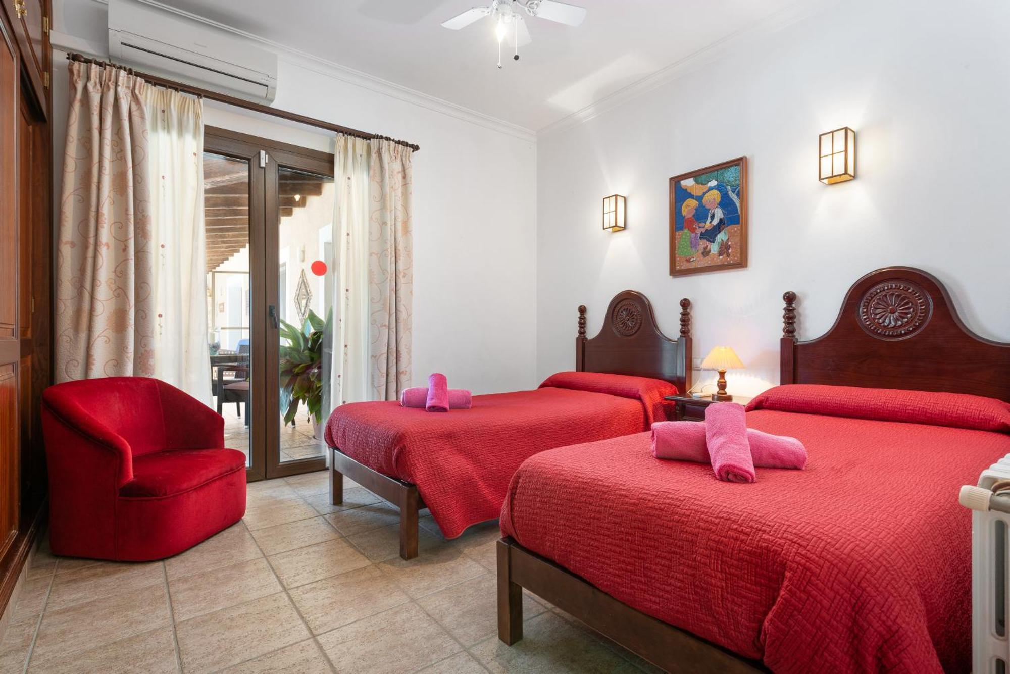 Villa Tranquilidad Cerca Del Mar En Portocolom En Casa Toni *