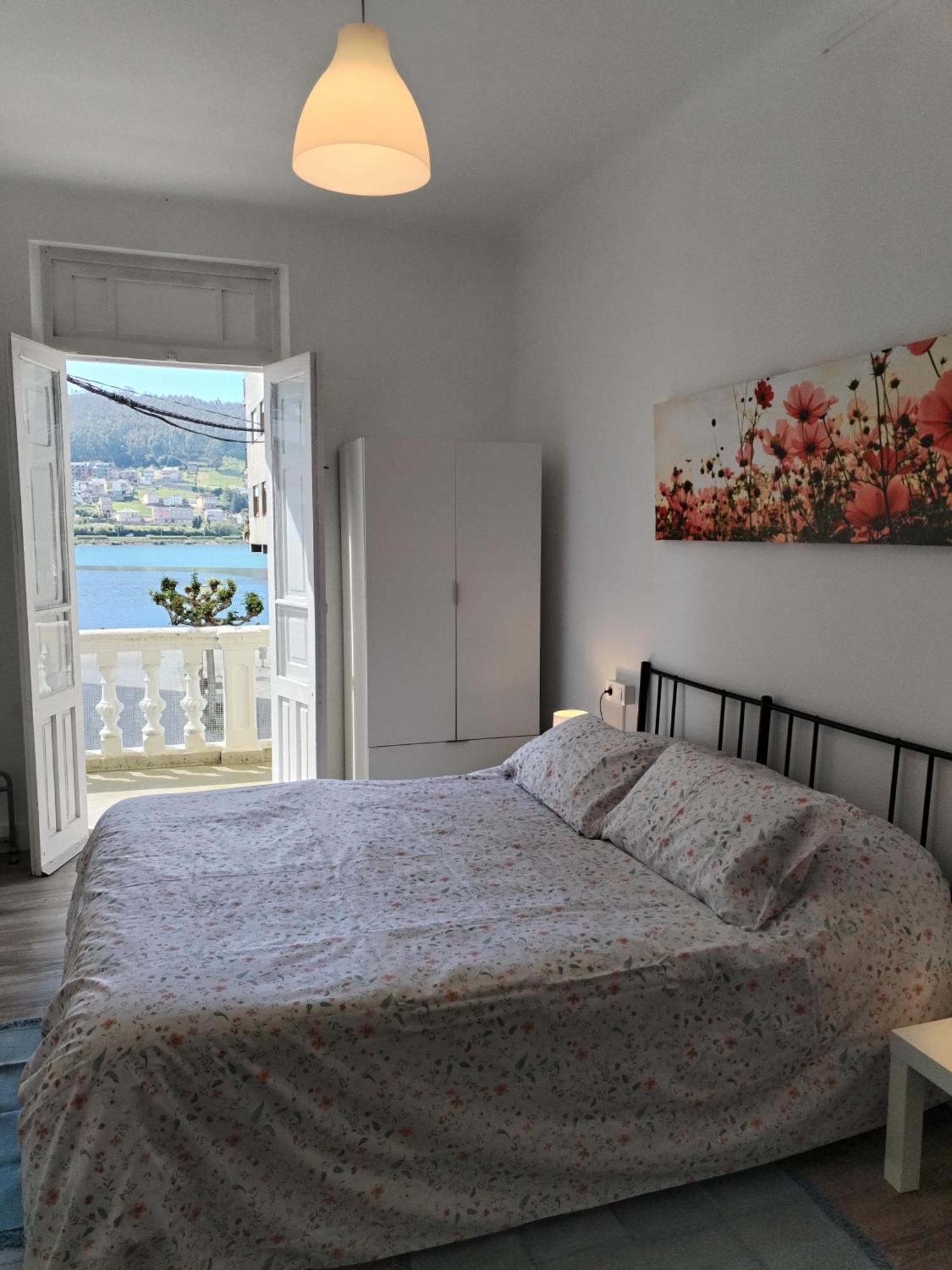 Yellow House Apartment
