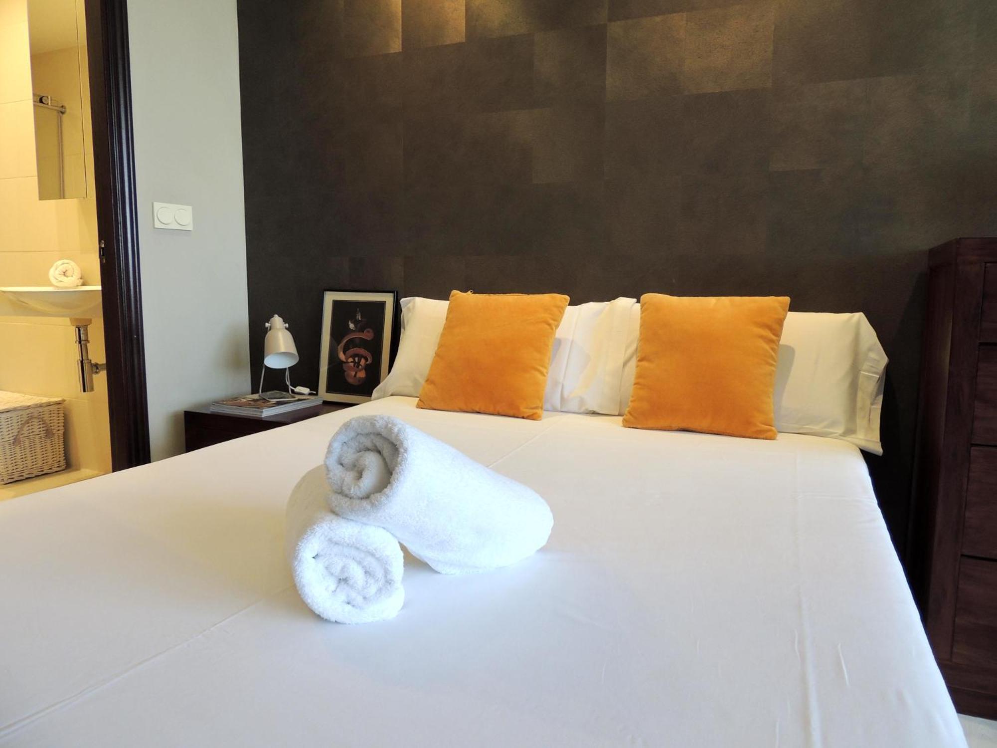 Apartamento Casa Elena-zona Catedral-parking Gratis By Delabra *