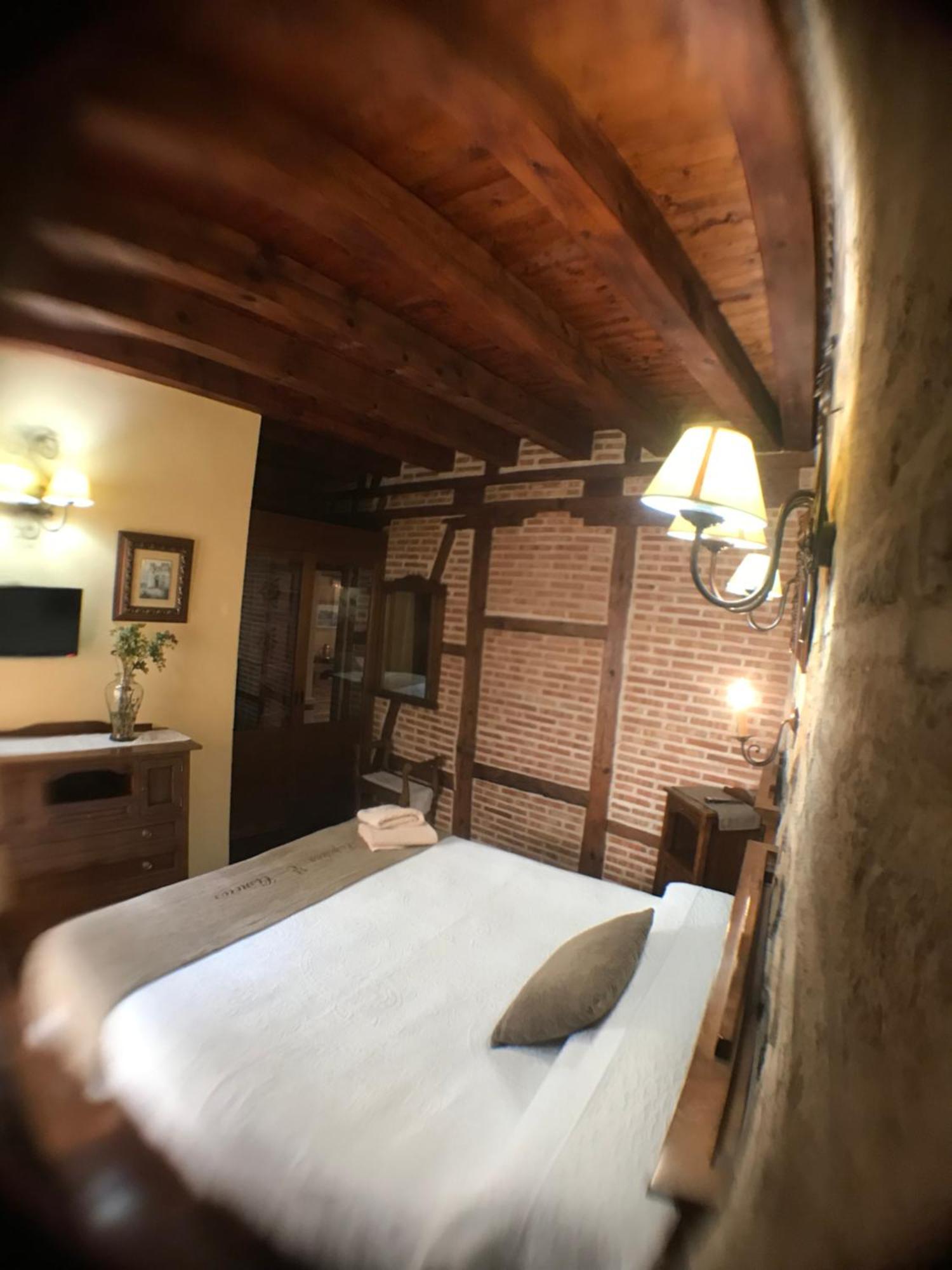 Hospederia Casa De Cisneros Pensión 2*