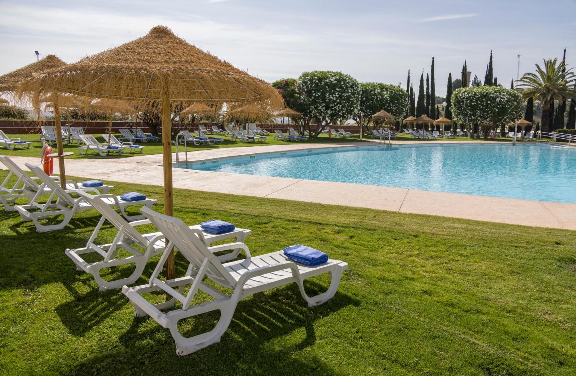 Ilunion Alcora Sevilla Hotel