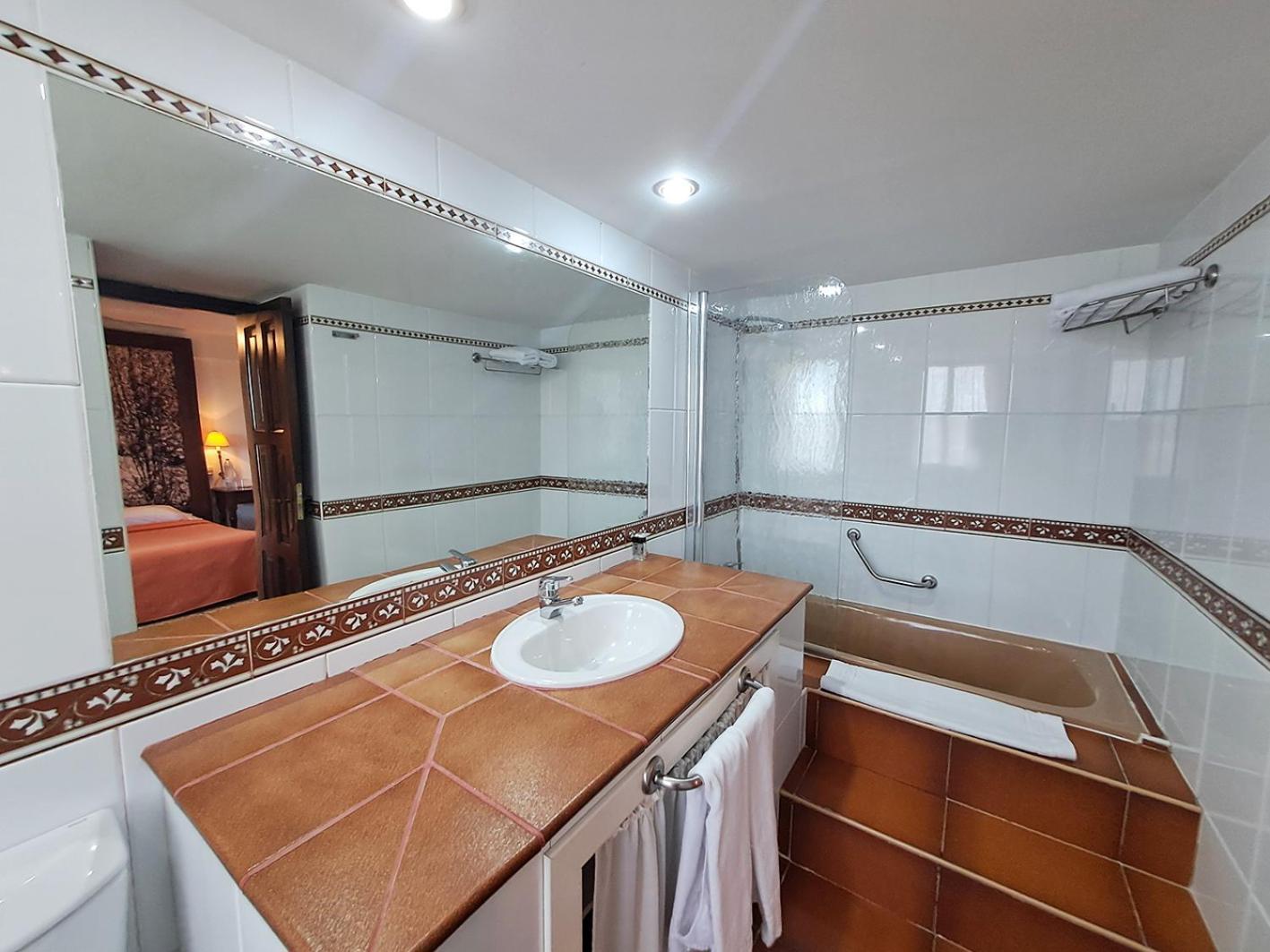 Hotel Rural & Nubes 3*
