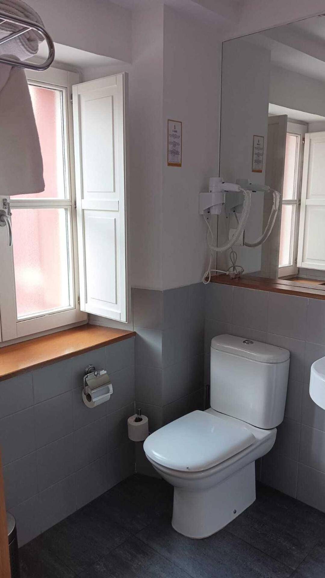 Gastro Hotel La Giraldilla Inn 3*