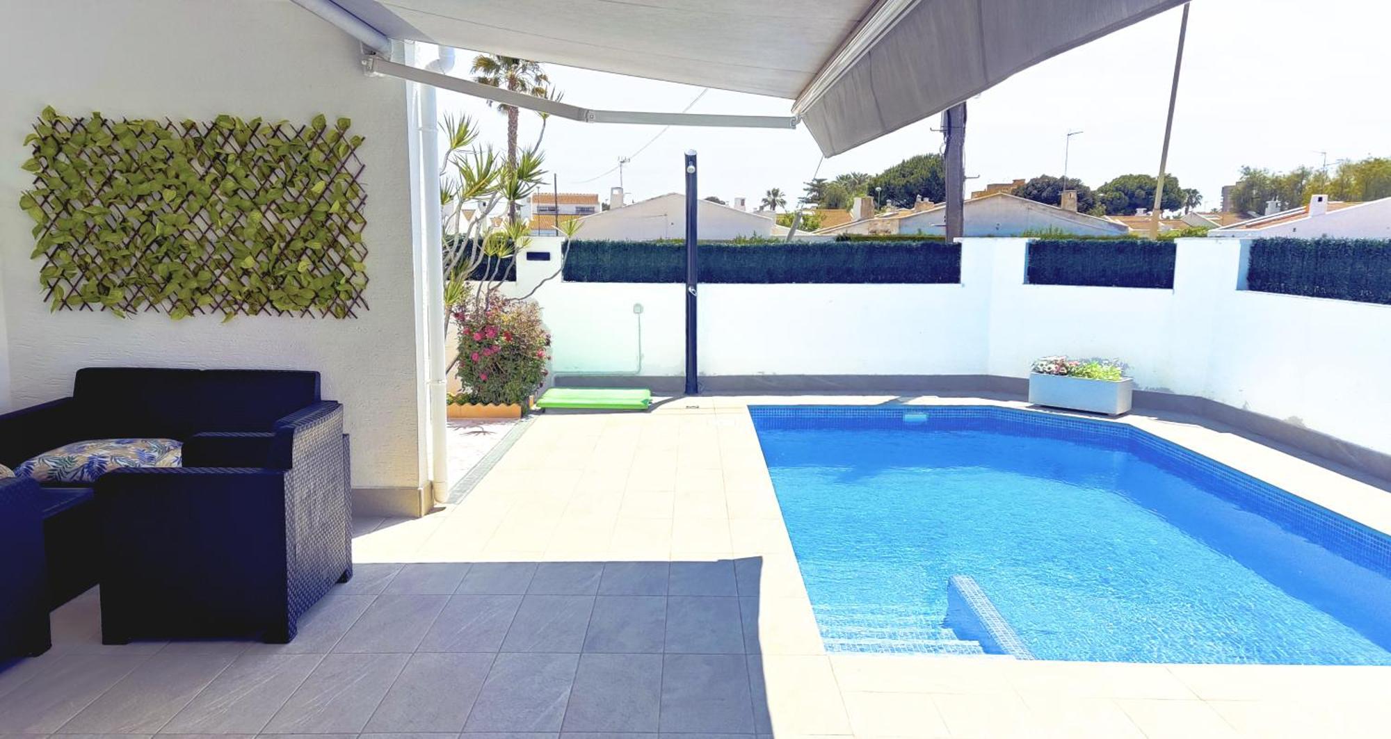 Casa Soleada Piscina Climatizada Y Privada Holiday home