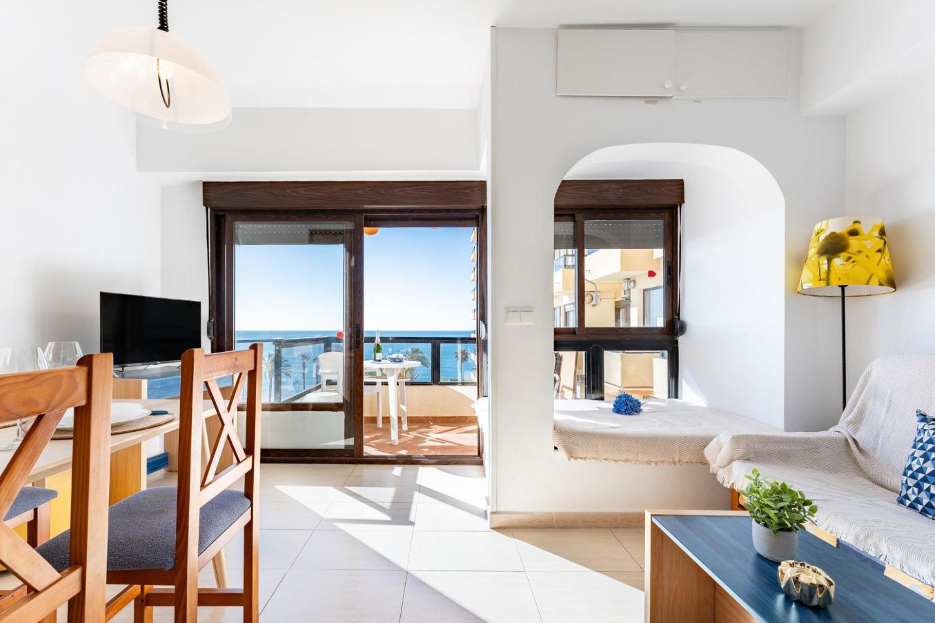 Malagasuite New Aloha Playa Apartamento *