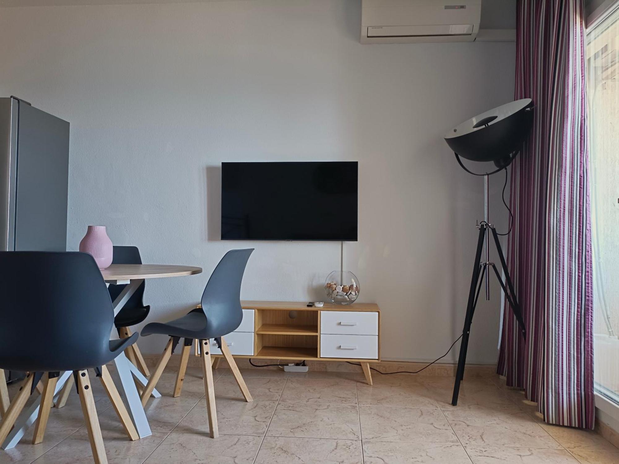 Estudio Con Vistas En Primera Linea De Playa * Benalmadena