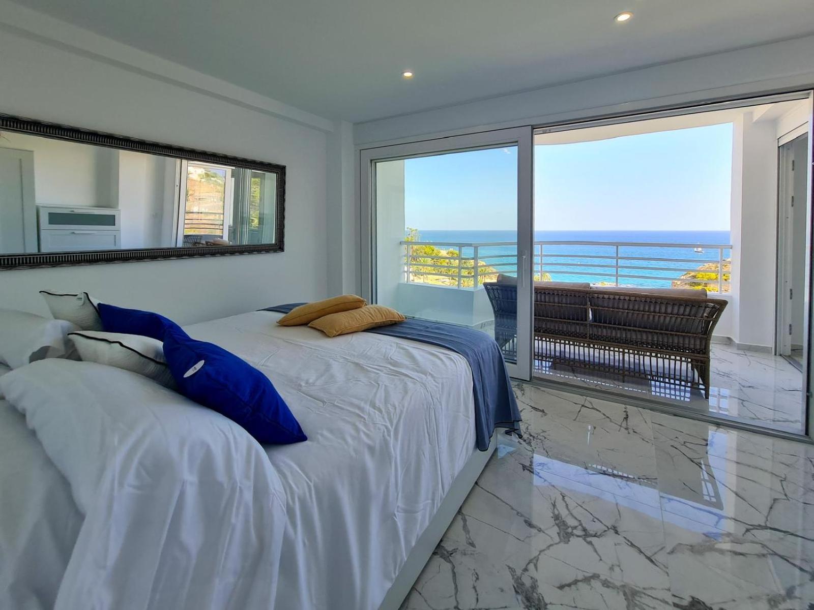 Sea Front Apartment