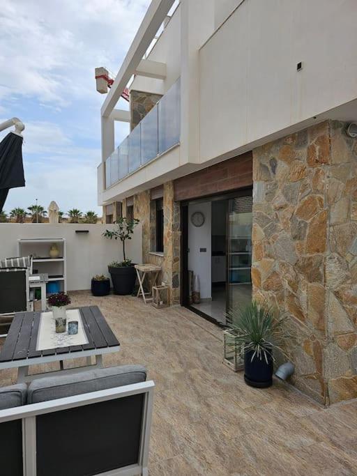 Villa Mycondo Es - Cabo Roig, Alicante *