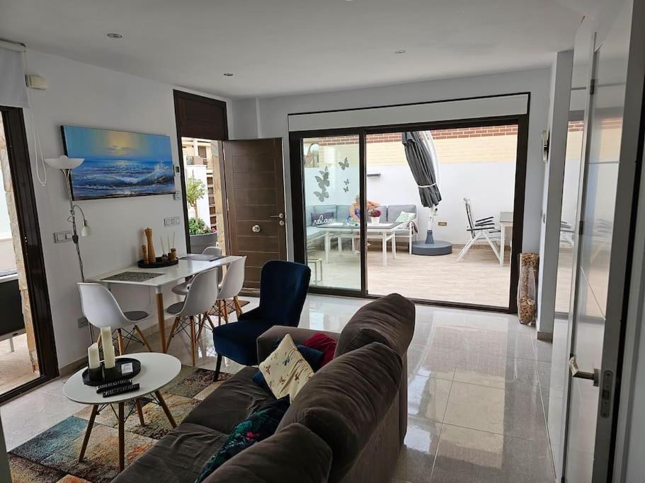Villa Mycondo Es - Cabo Roig, Alicante *