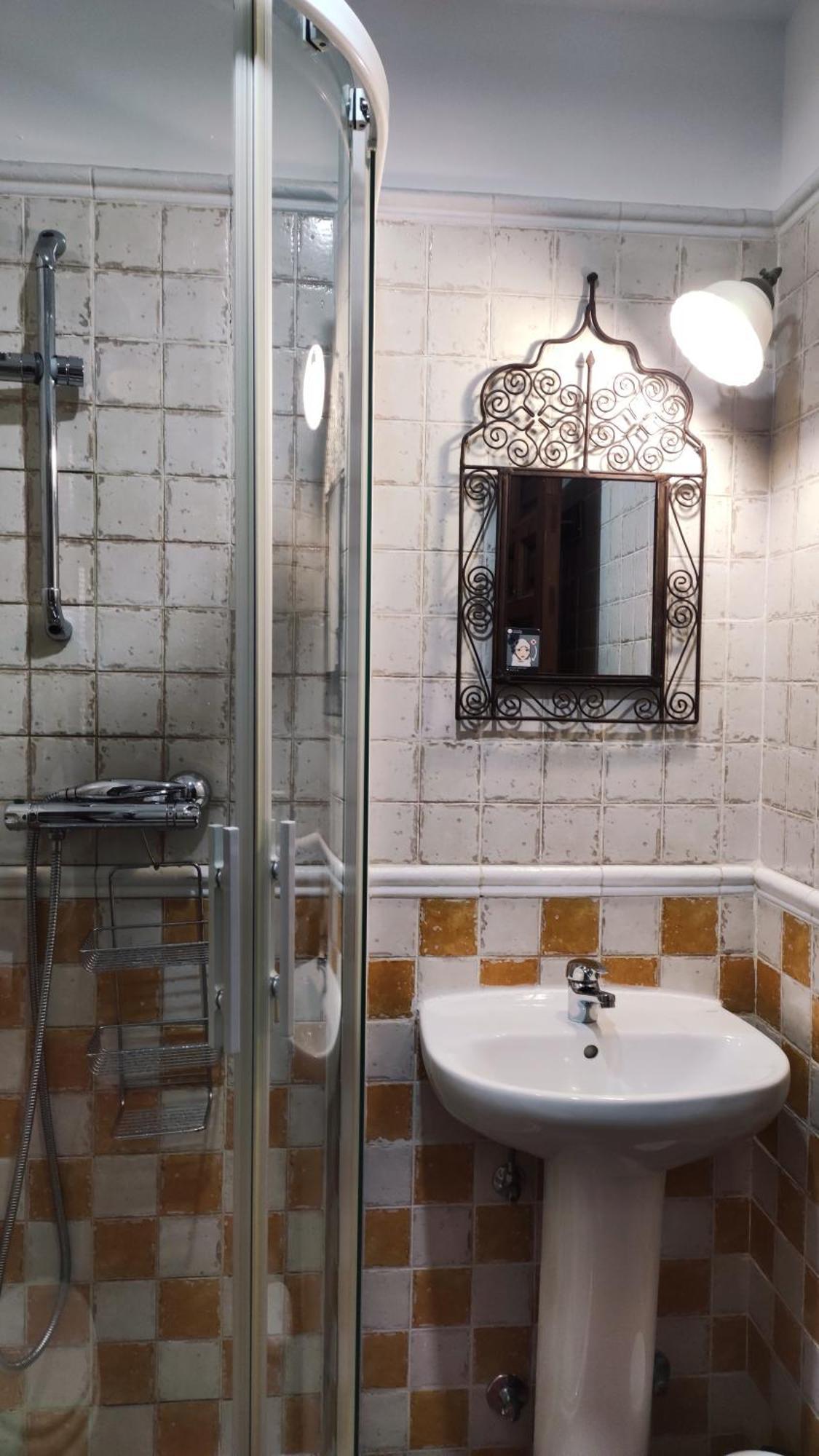 Guest house La De Manolo Toledo