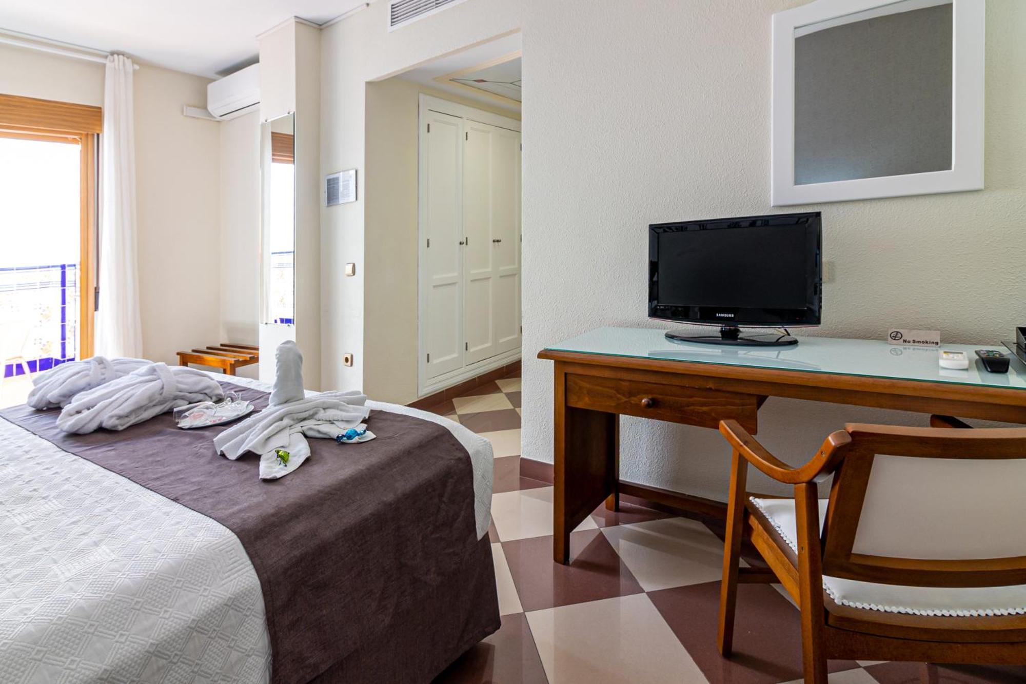Avenida Tropical 3*
