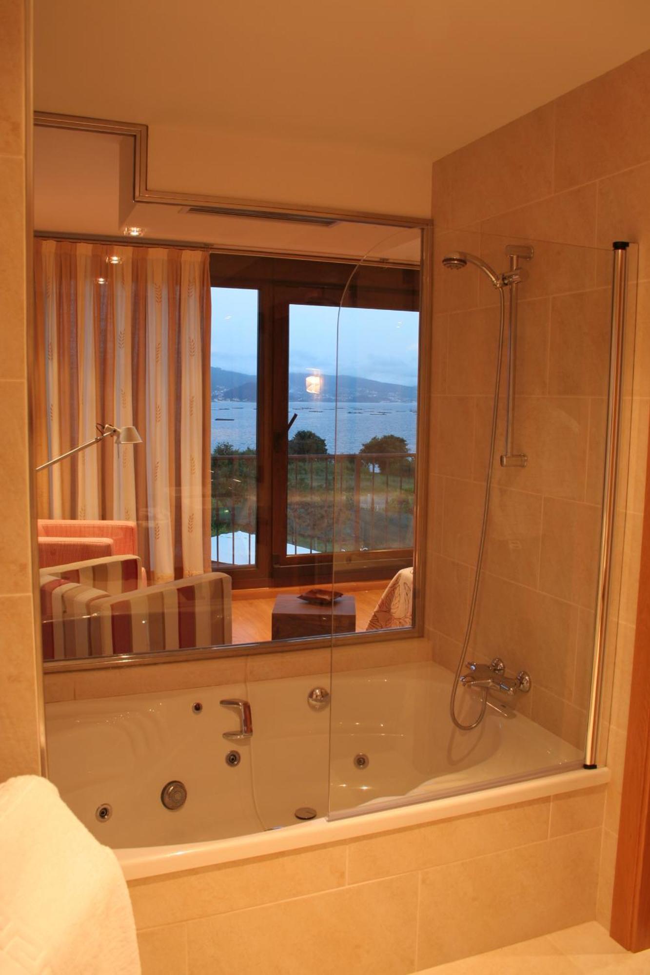 A Maquia Hotel *