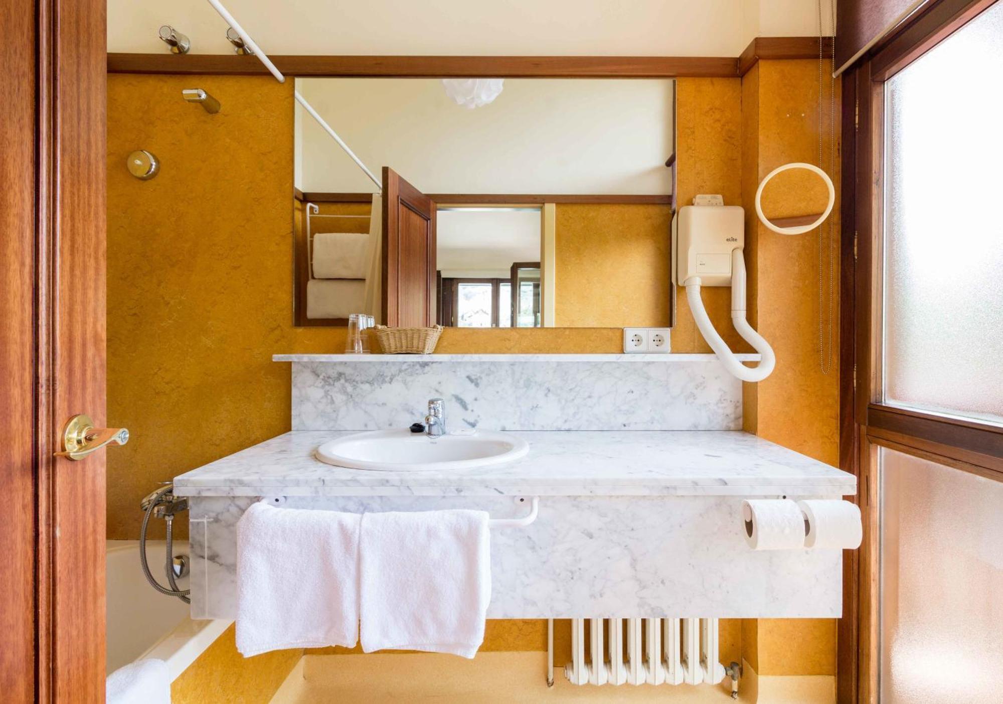 Snoe Hotel 3*