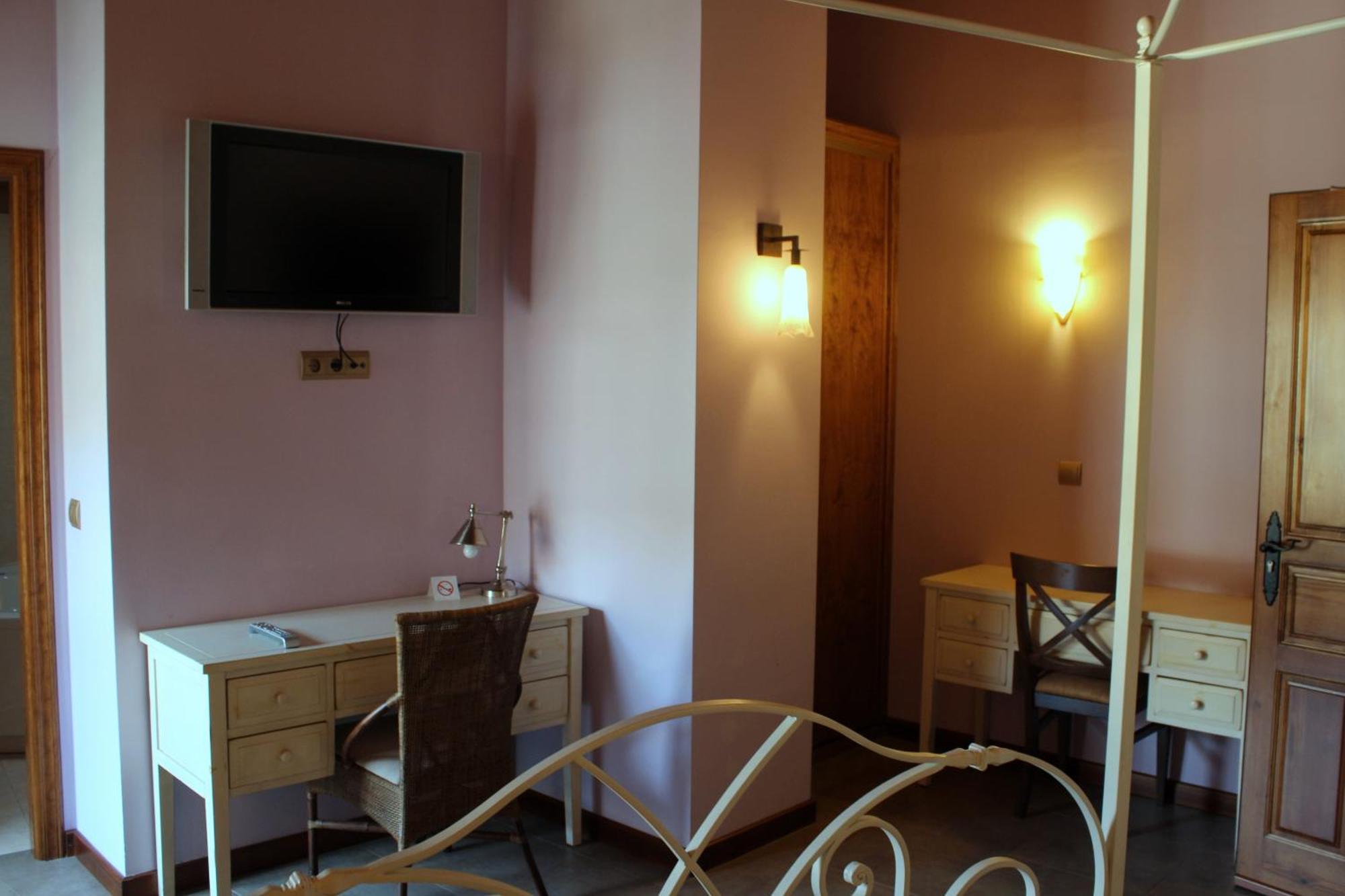 Fontaninas Hotel 3*