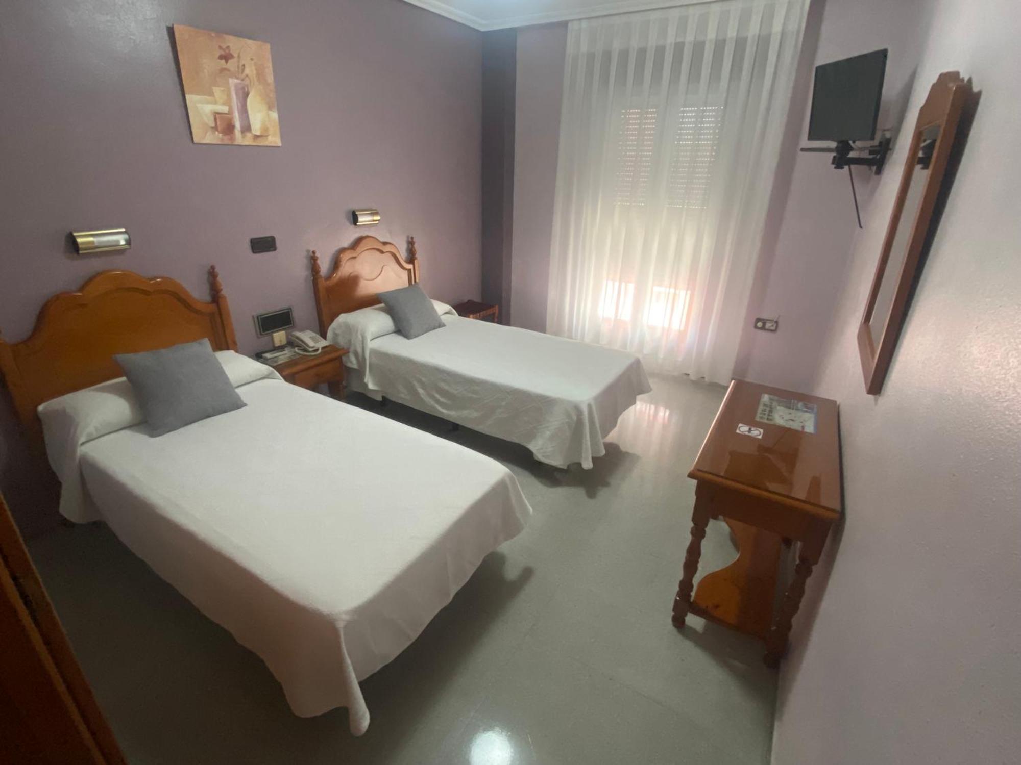 Hotel Lusitania, Centro Ciudad, Parking Privado