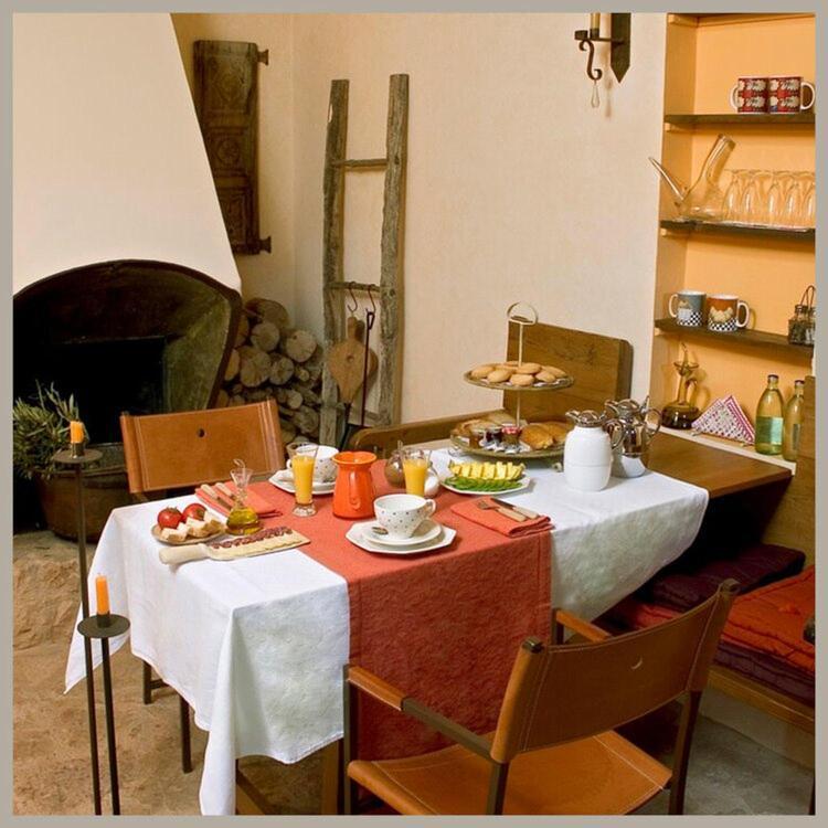 Alodia Country house