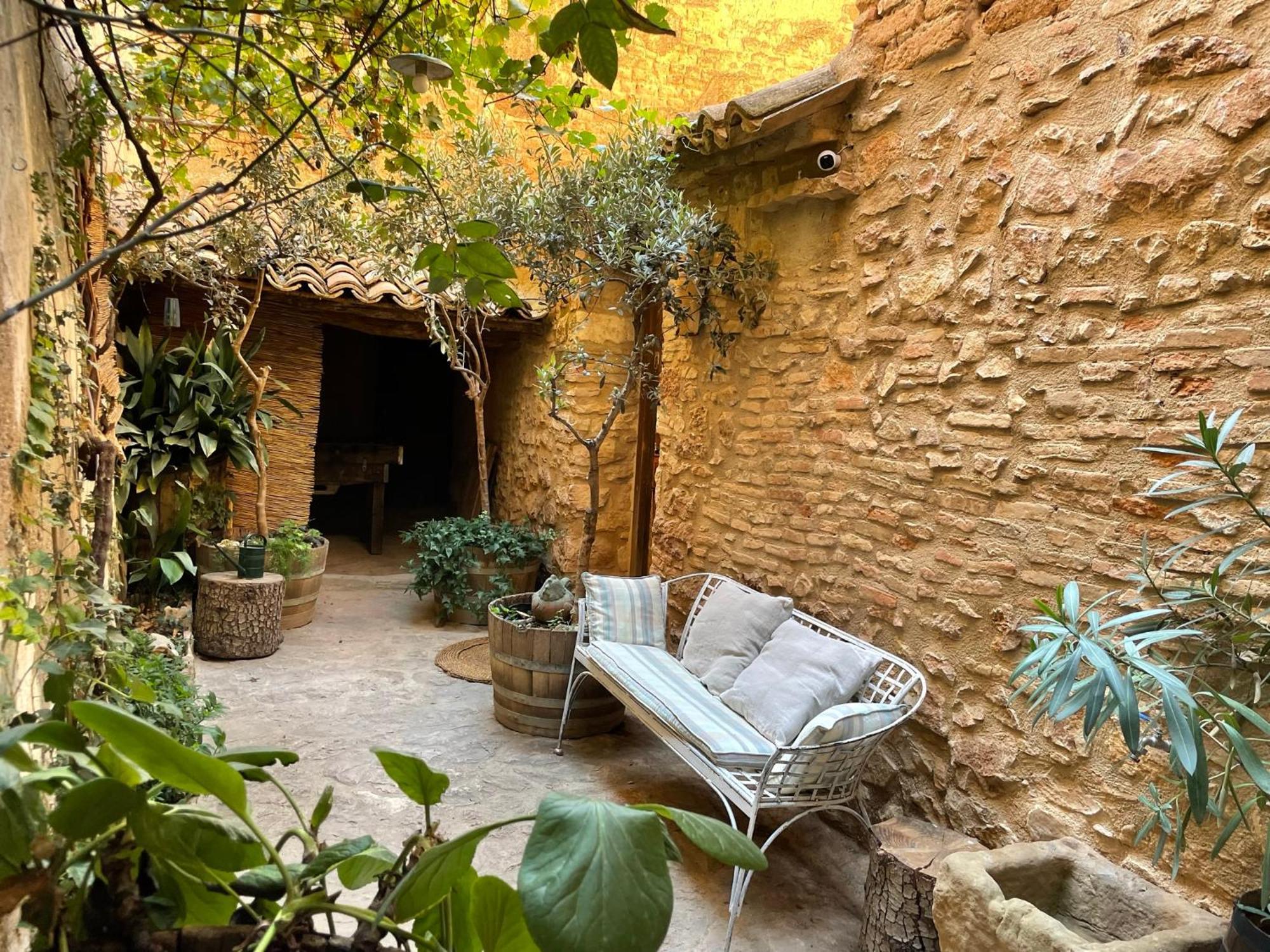 Alodia Country house