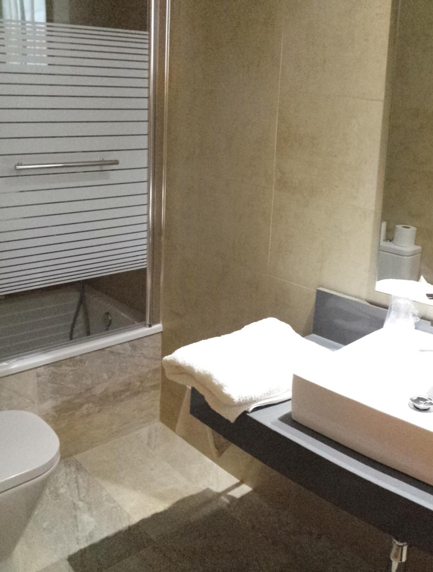 Hotel Sierra 3*