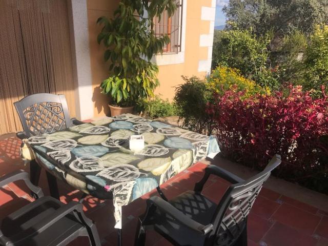 El Jardin Del Poeta Apartment Guijo de Granadilla