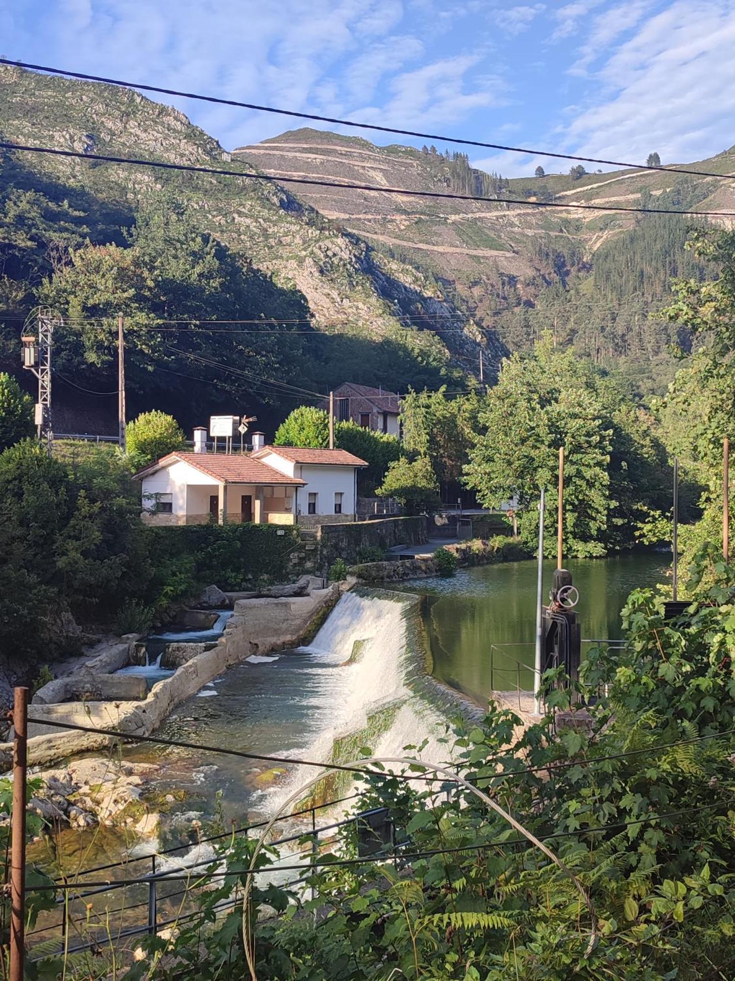 Hotel La Salmonera