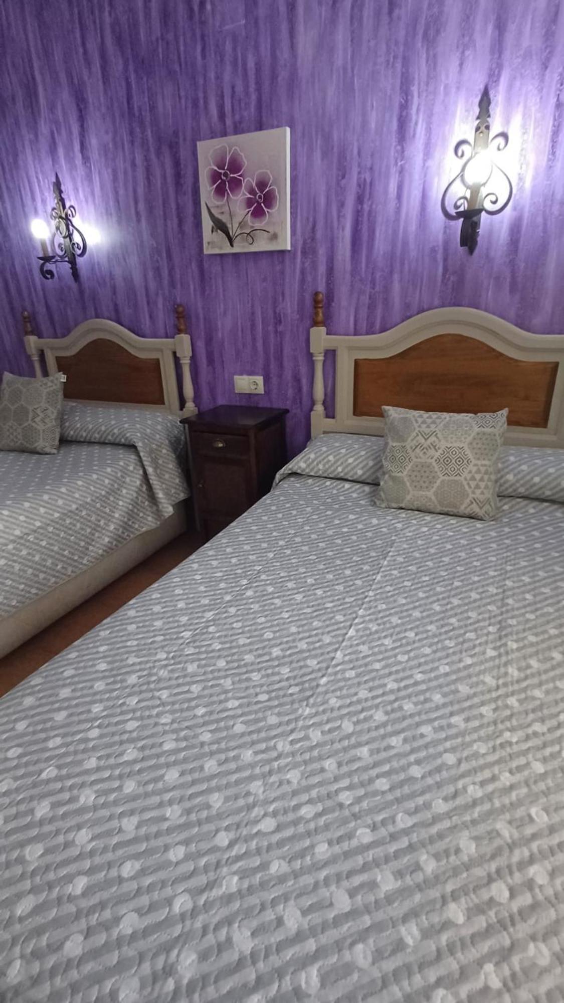 Maribel - Complejo Country house Alcala del Jucar