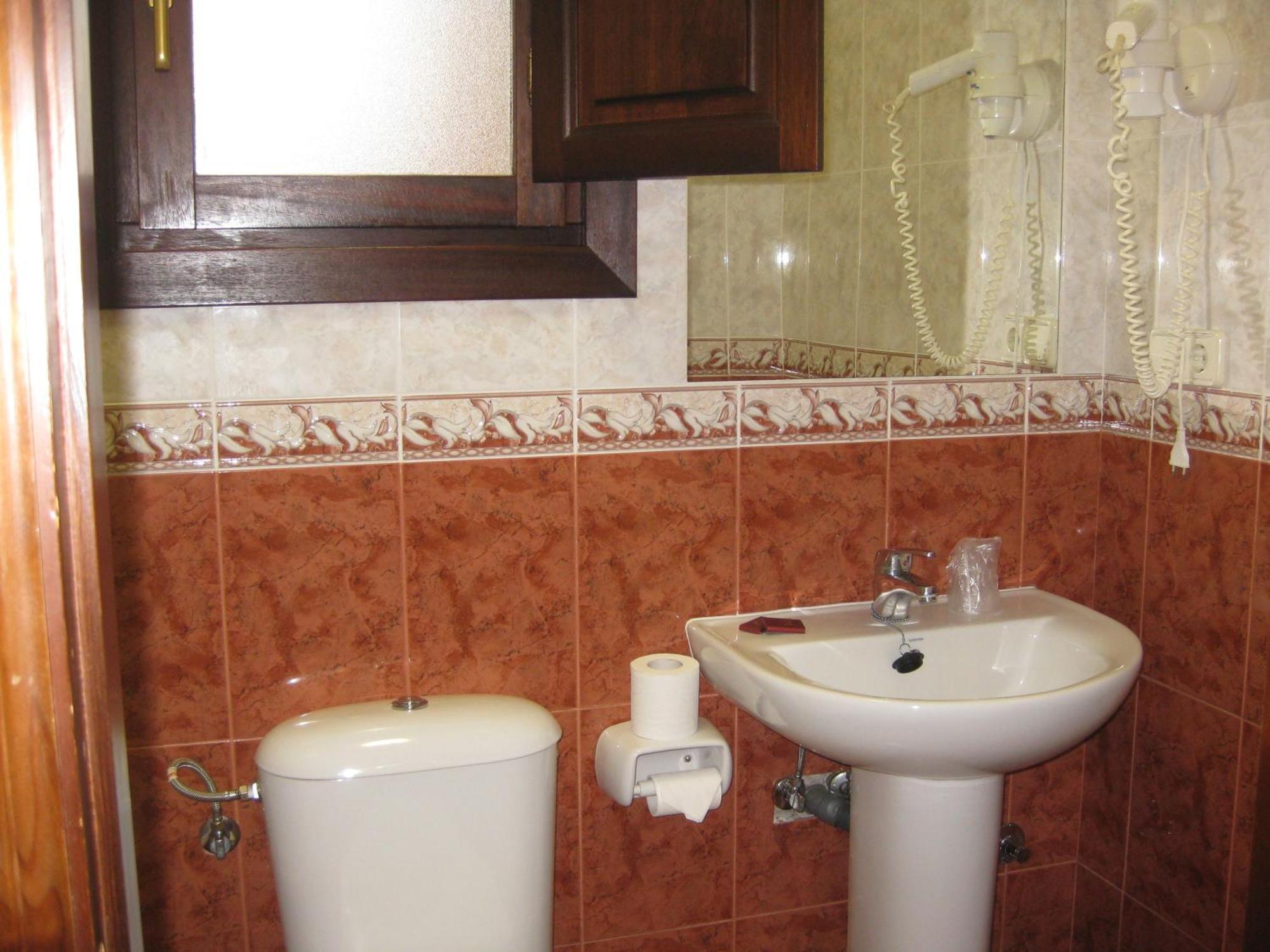 Rural Entremontes Hotel 2*