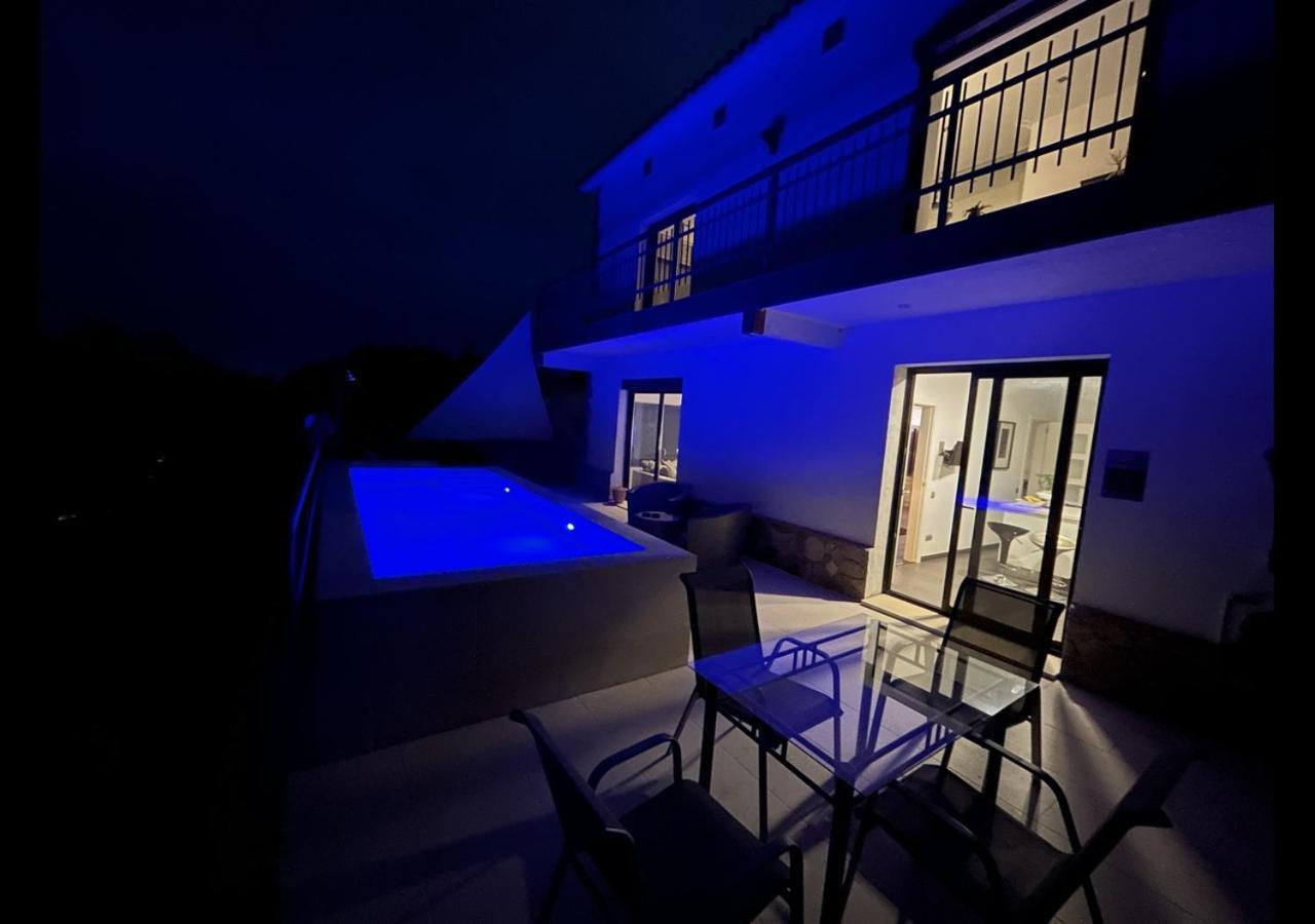 Burriac With Private Pool, Costa Maresme, 20 Minutes From Barcelona Villa *