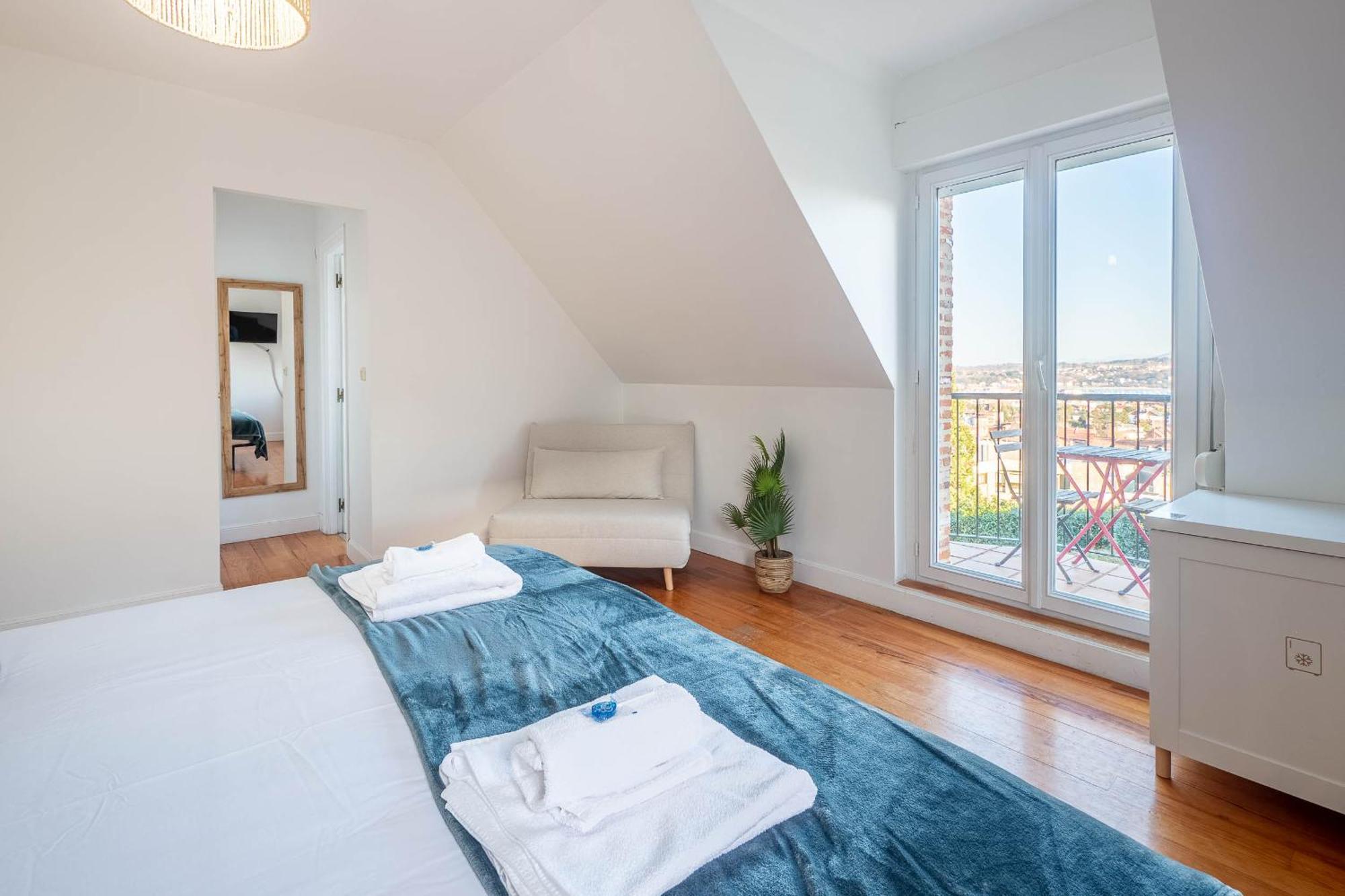 Bista Eder Hotel *