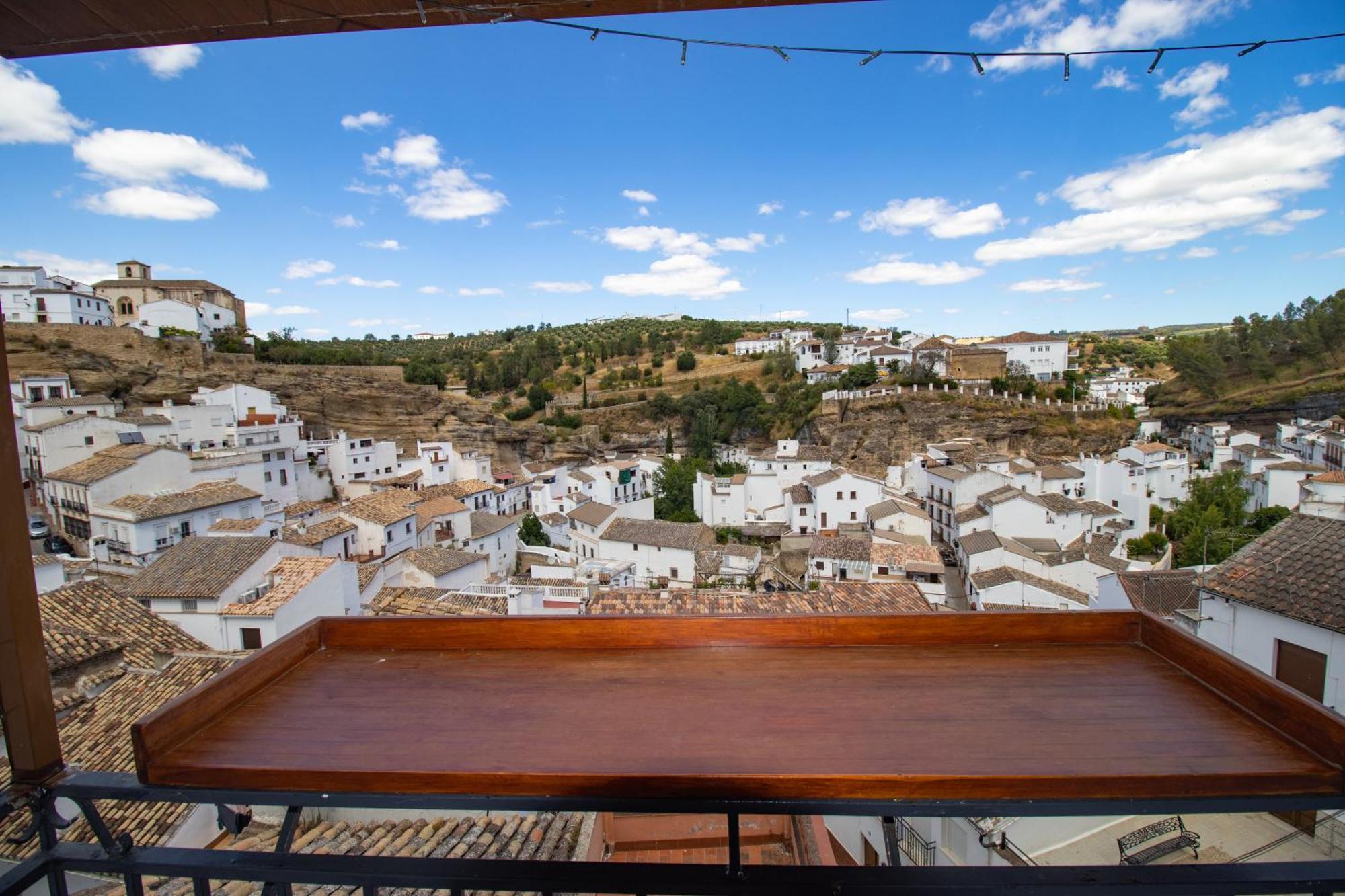 La Casa De La Lela * Setenil De Las Bodegas